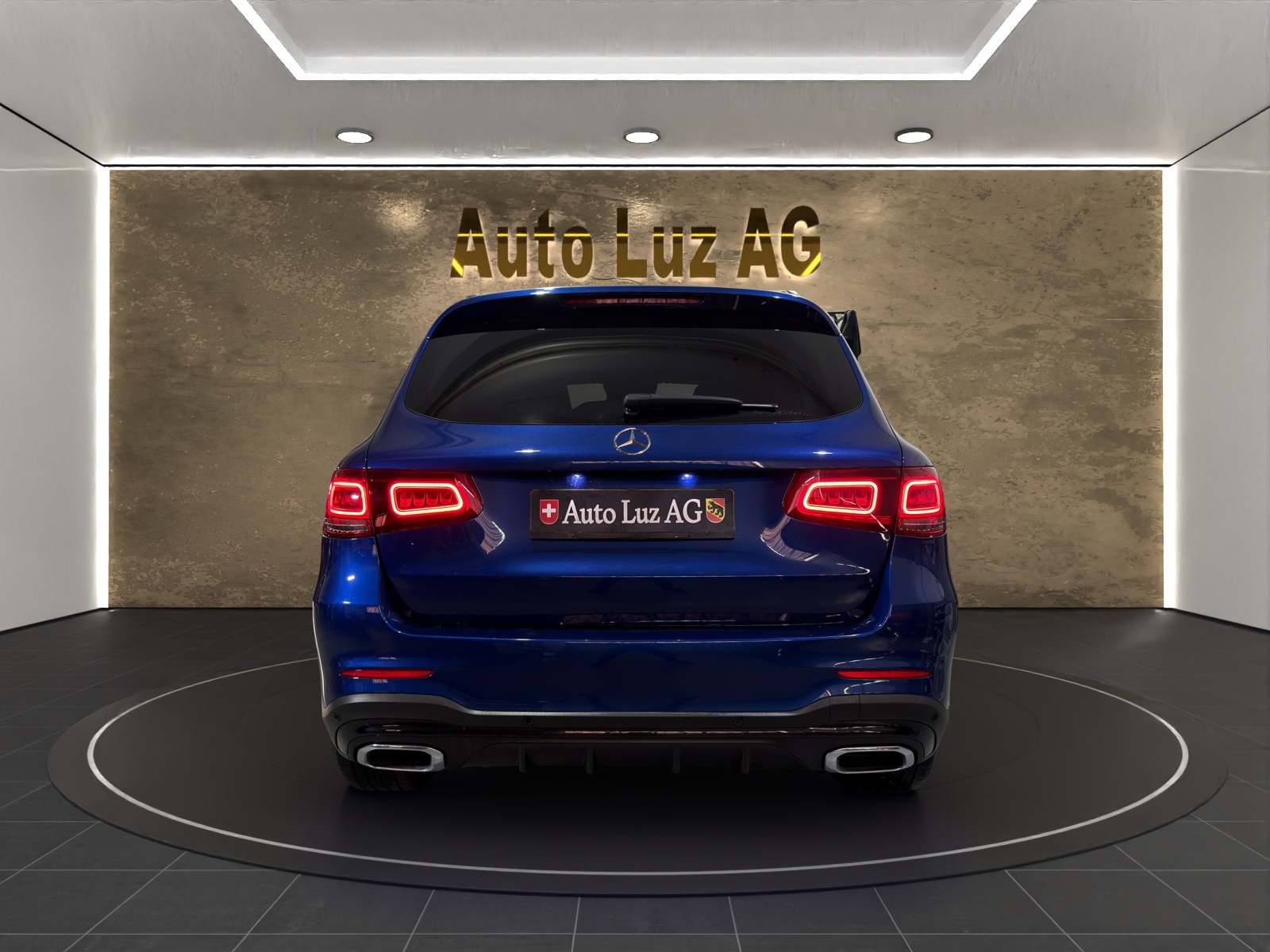 MERCEDES-BENZ GLC 300 d AMG Line 4Matic 9G-Tronic-image-2