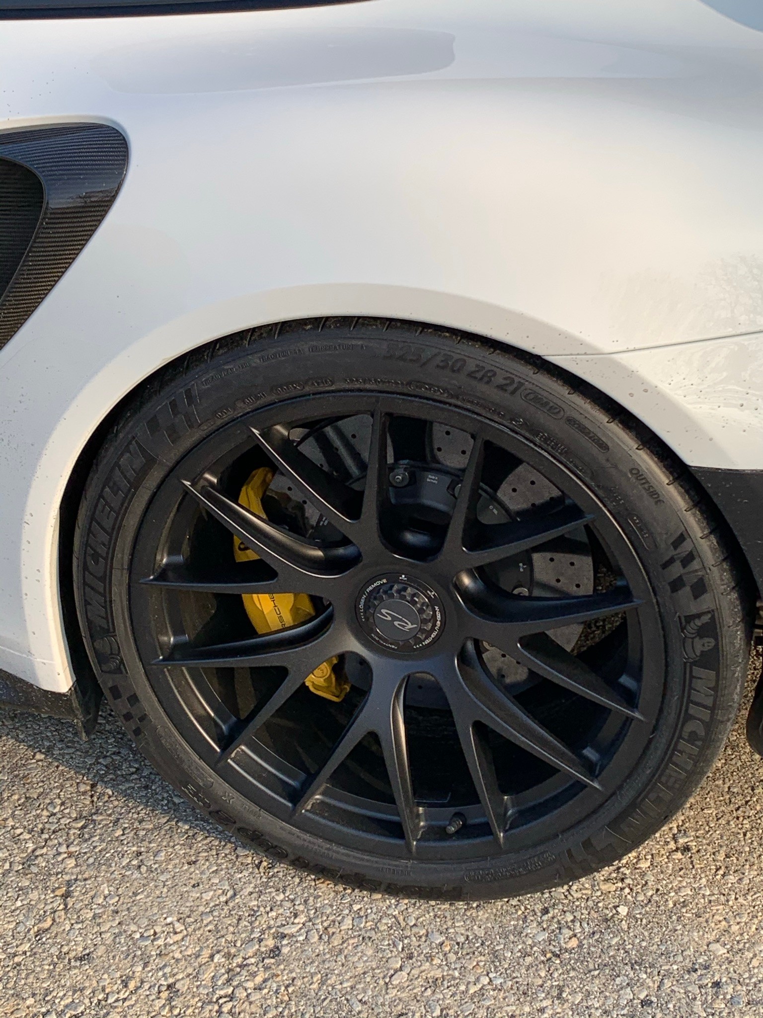PORSCHE 911 GT2 RS PDK-image-2