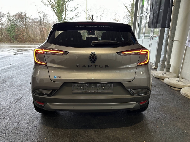 RENAULT Captur-image-3