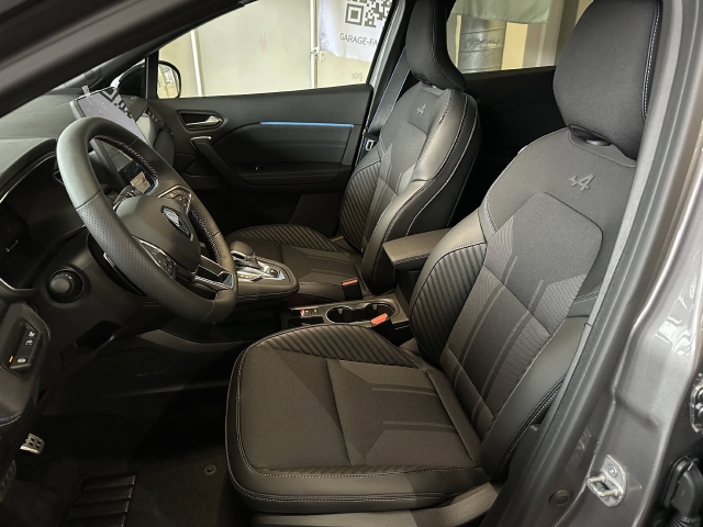 RENAULT Captur-image-8