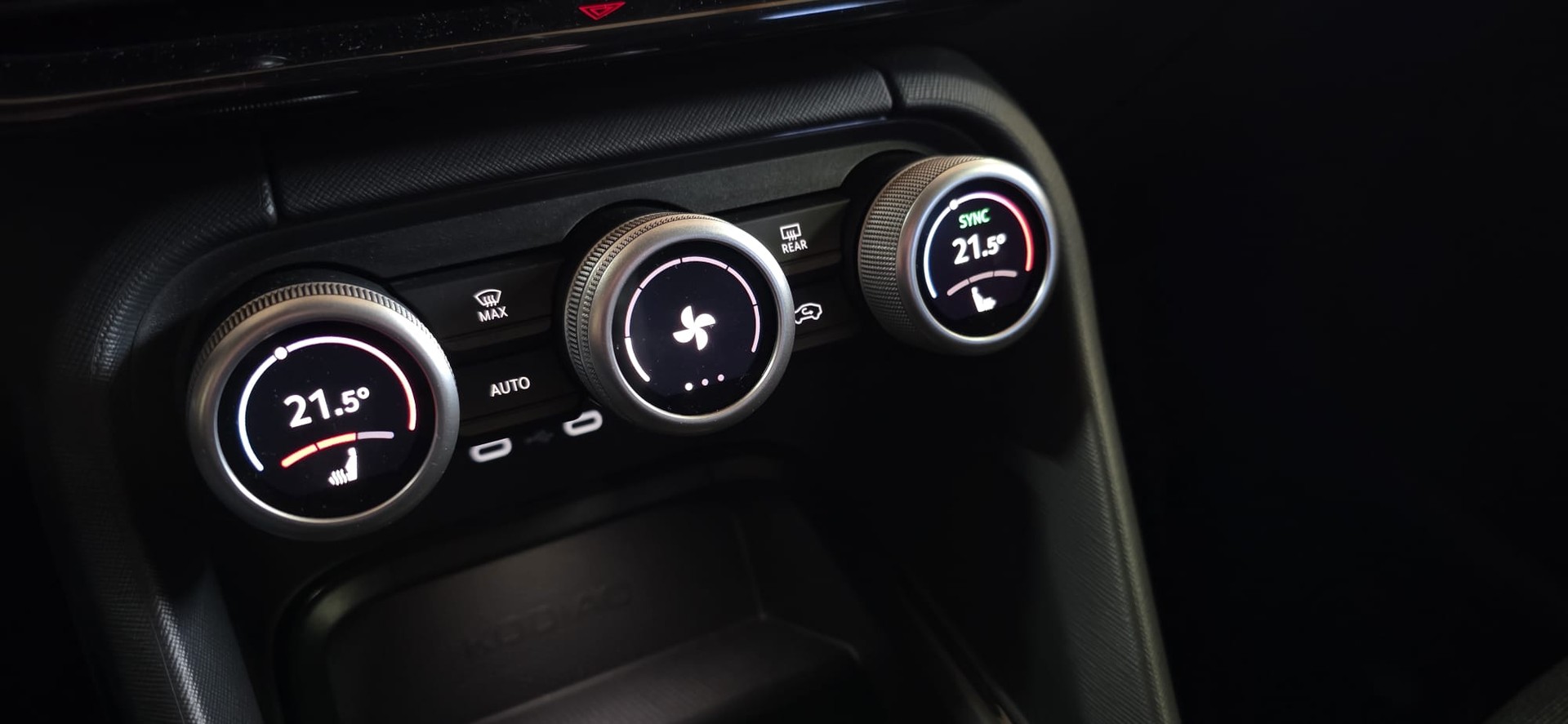 SKODA Kodiaq 1.5 TSI mHEV Selection *Rückfahrkamera*7-Sitzer*-image-16
