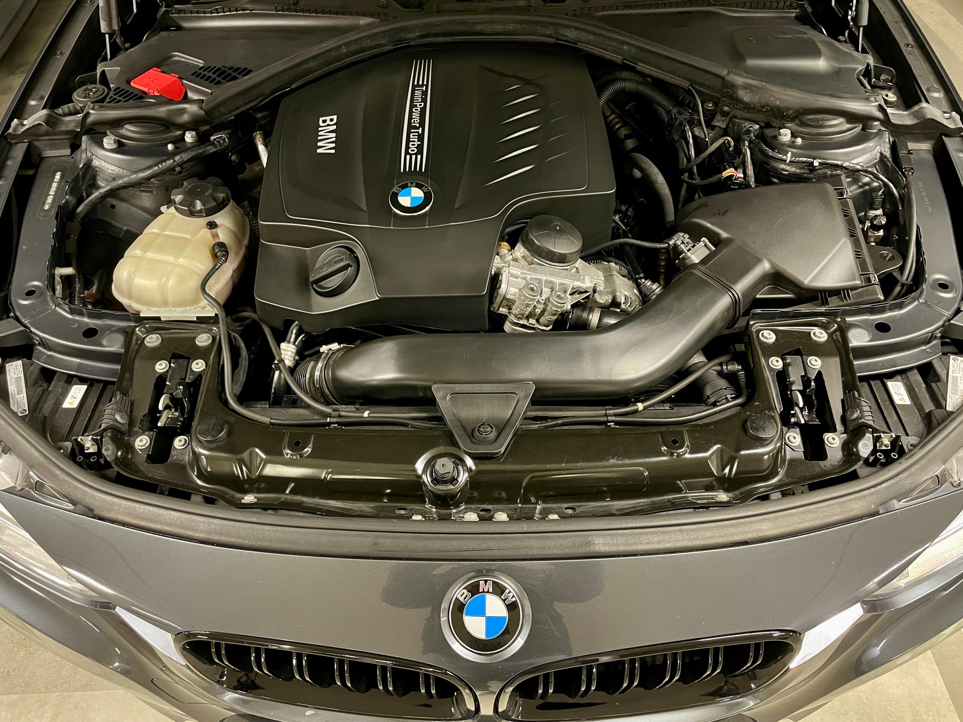 BMW 335i Touring Sport Line Steptronic-image-5