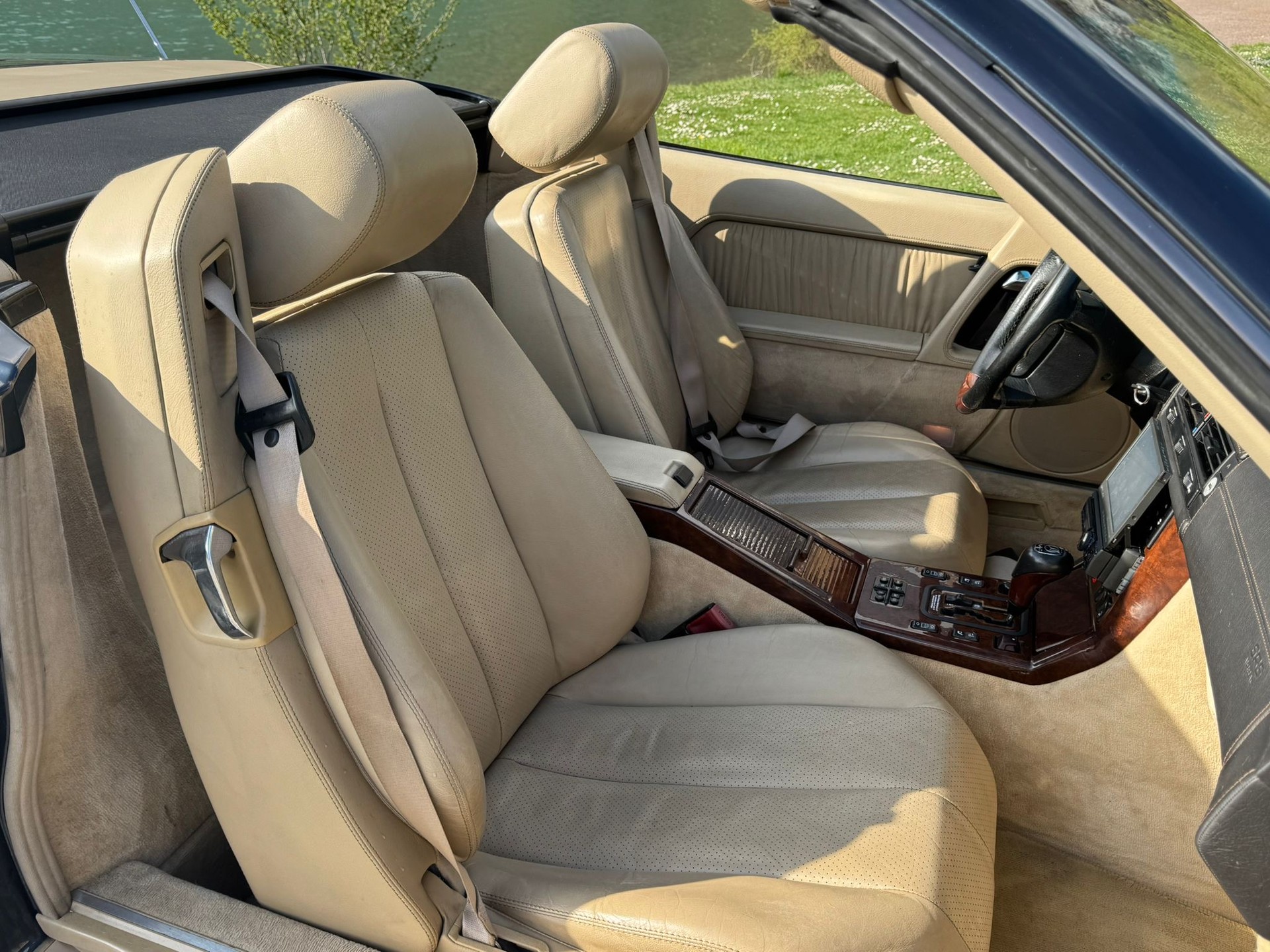 MERCEDES-BENZ SL 600 Automatic-image-11