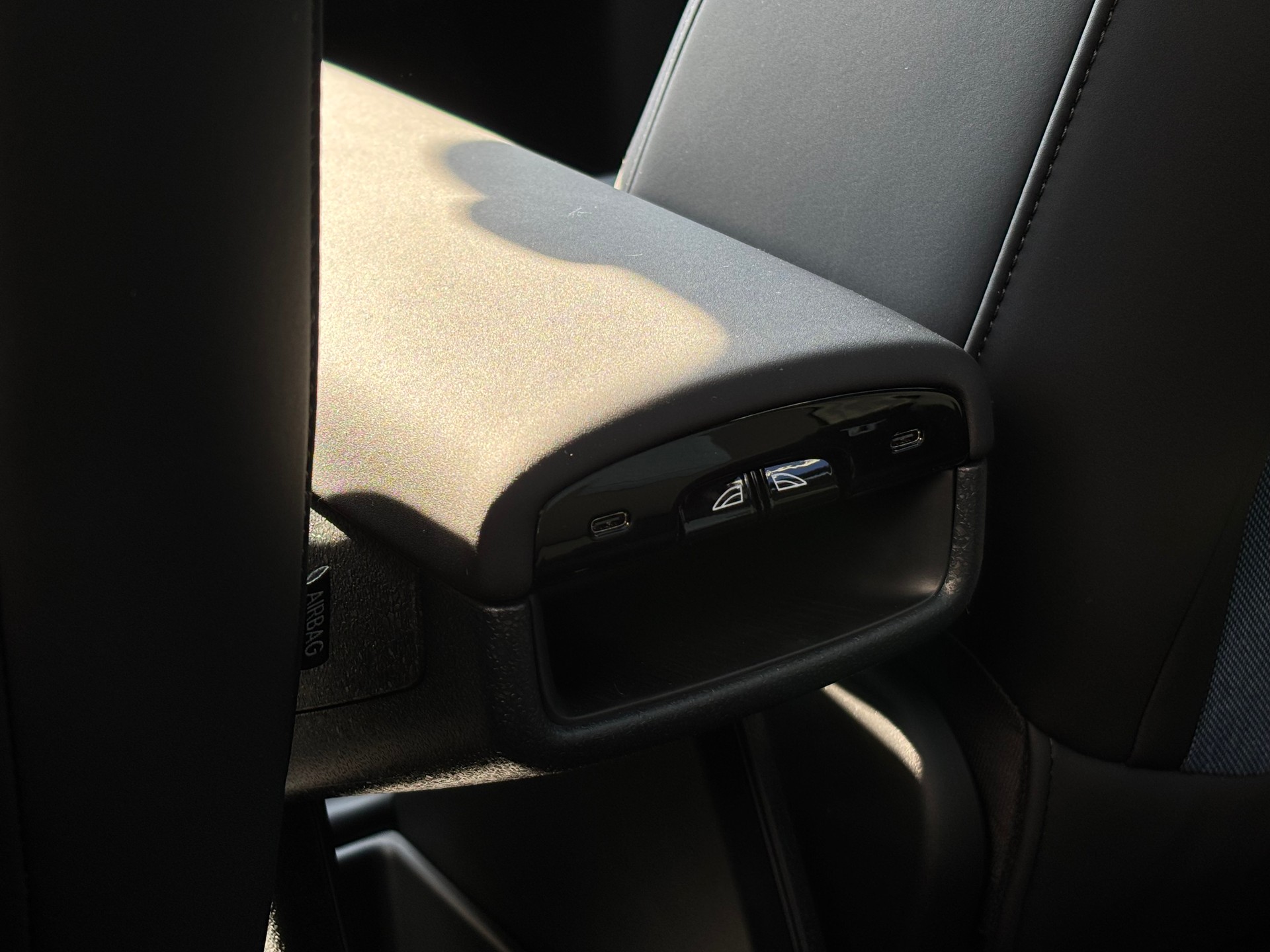 VOLVO EX30 CC E60 Twin Performance AWD-image-12