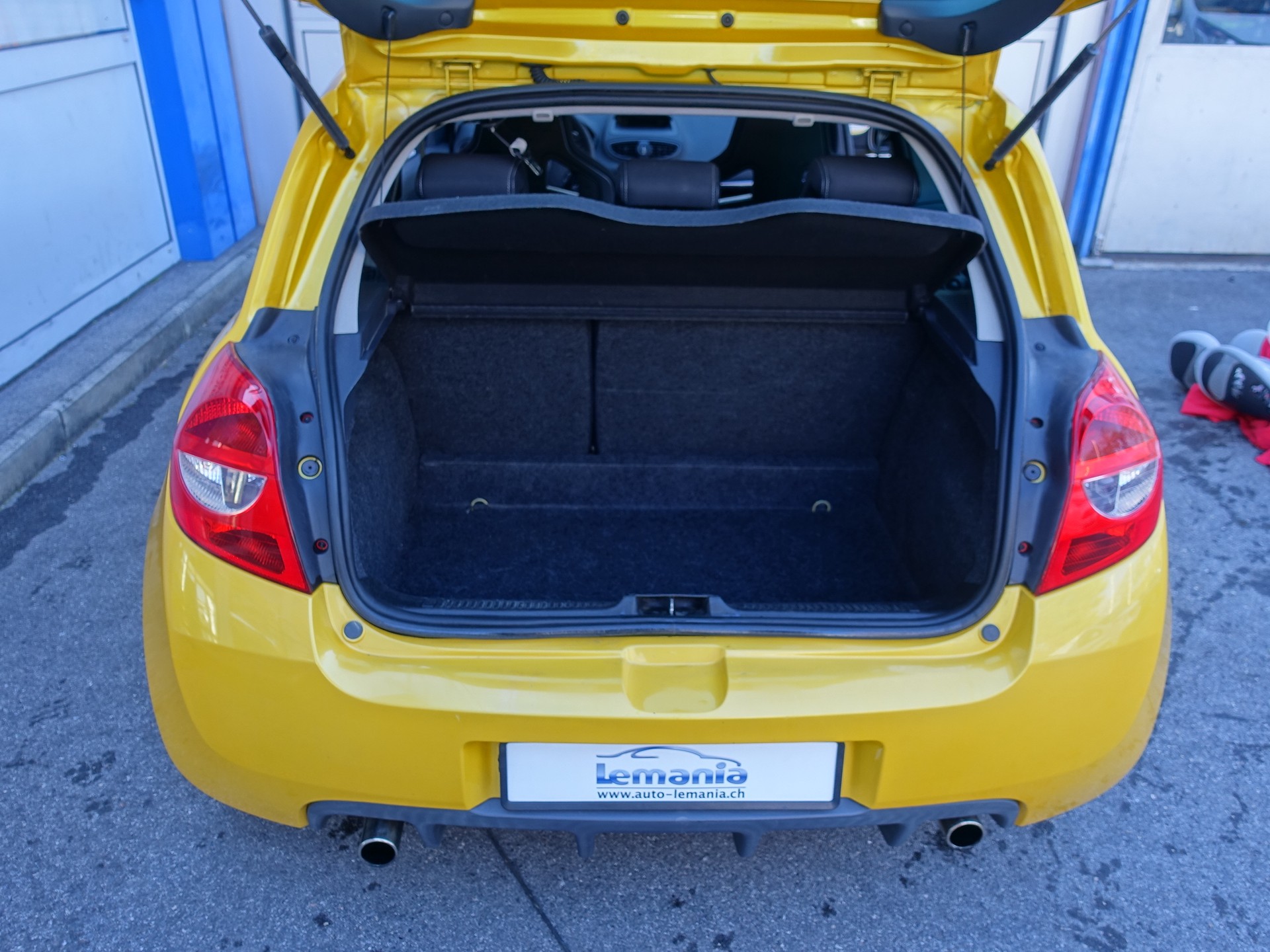 RENAULT Clio 2.0 16V Sport F1 Team-image-16