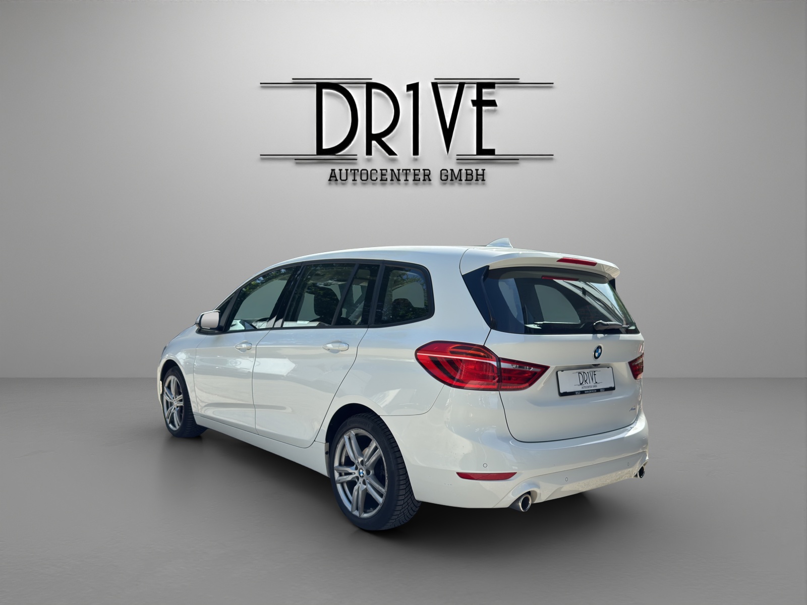 BMW 218d xDrive Gran Tourer Steptronic-image-6