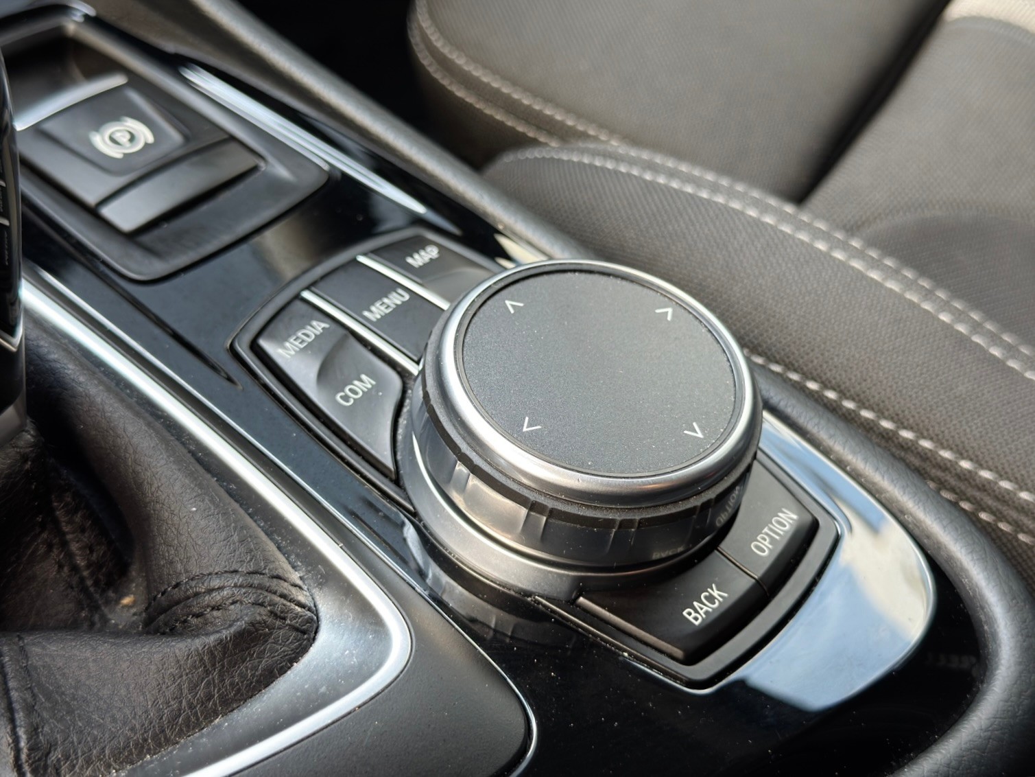 BMW 218d xDrive Gran Tourer Steptronic-image-17