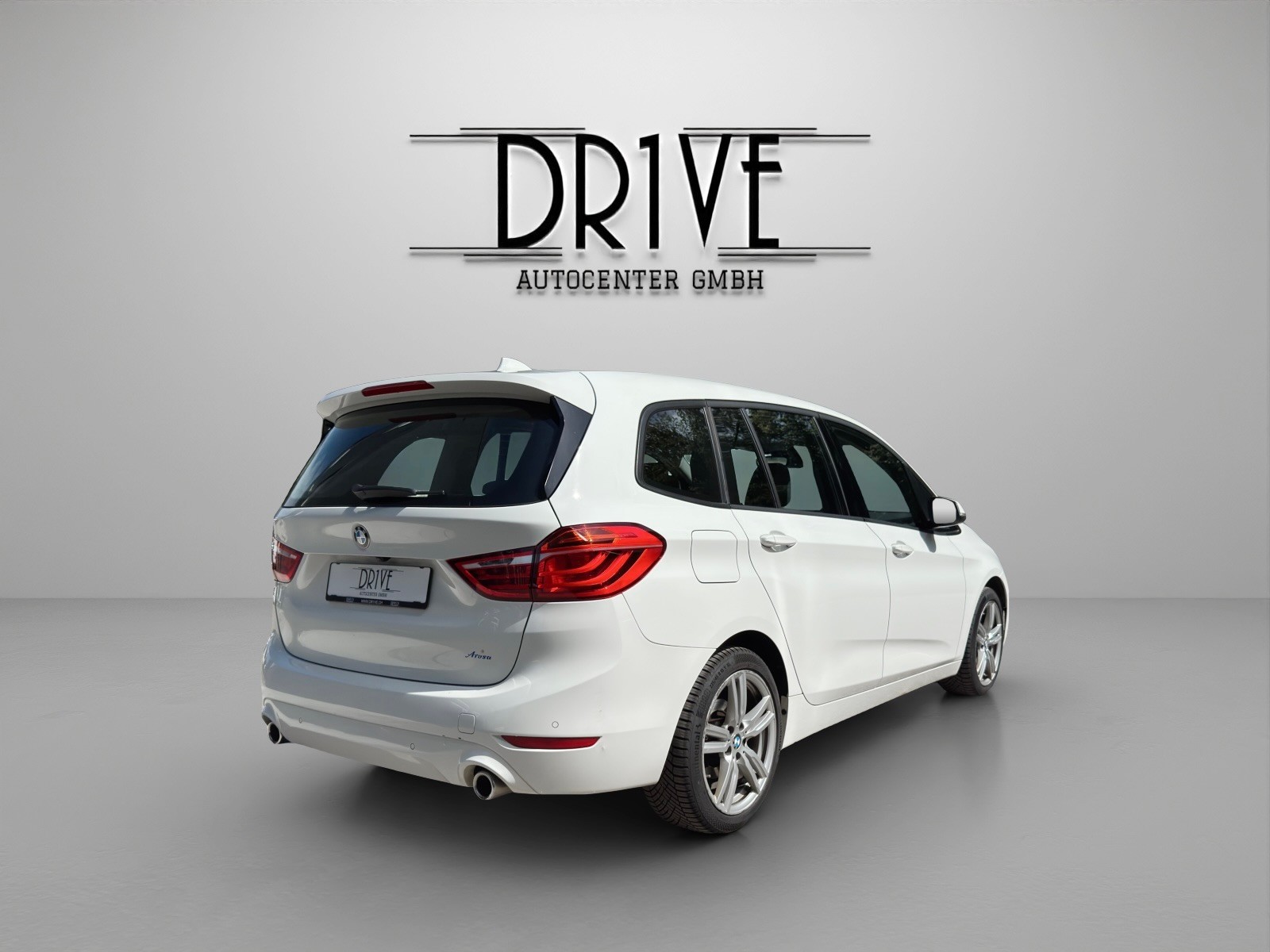 BMW 218d xDrive Gran Tourer Steptronic-image-4