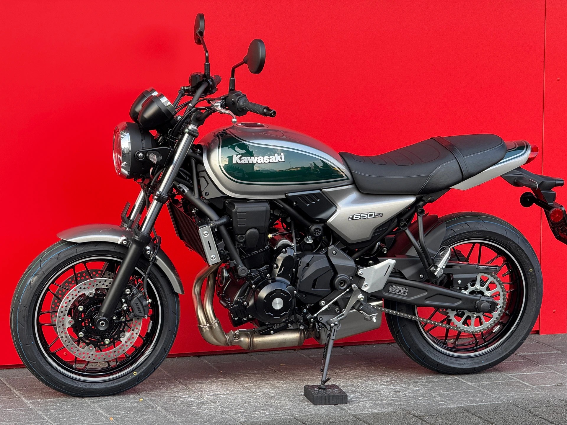 KAWASAKI Z 650 RS (35kW)-image-10