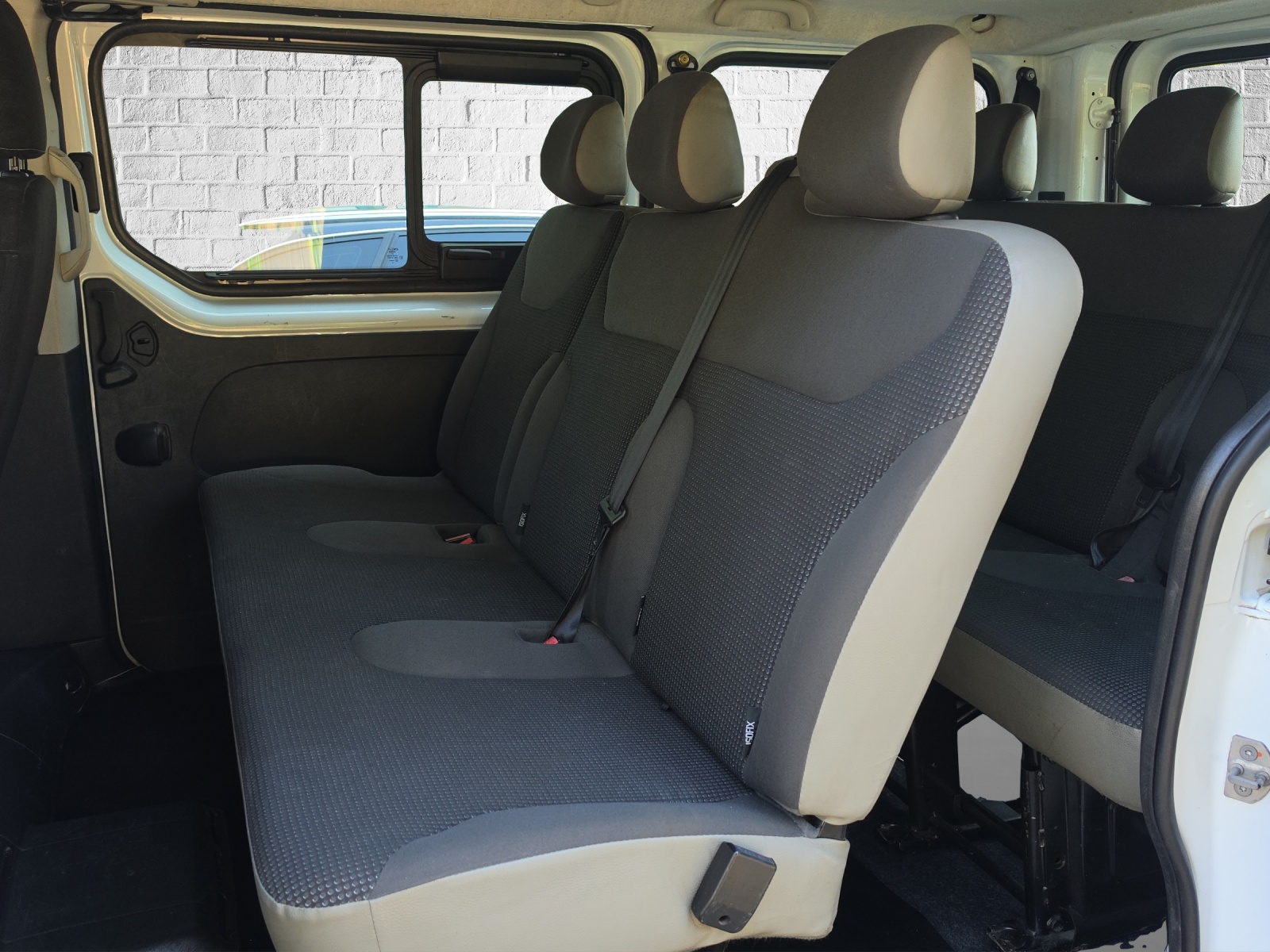 OPEL Vivaro 1.6 CDTI 2.9t L1H1-image-17