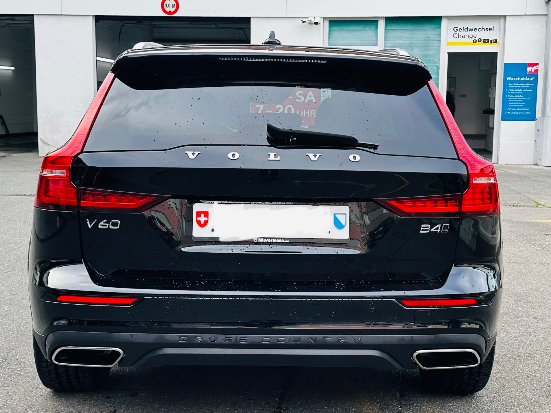 VOLVO Cross Country 2.0 B4 AWD-image-3