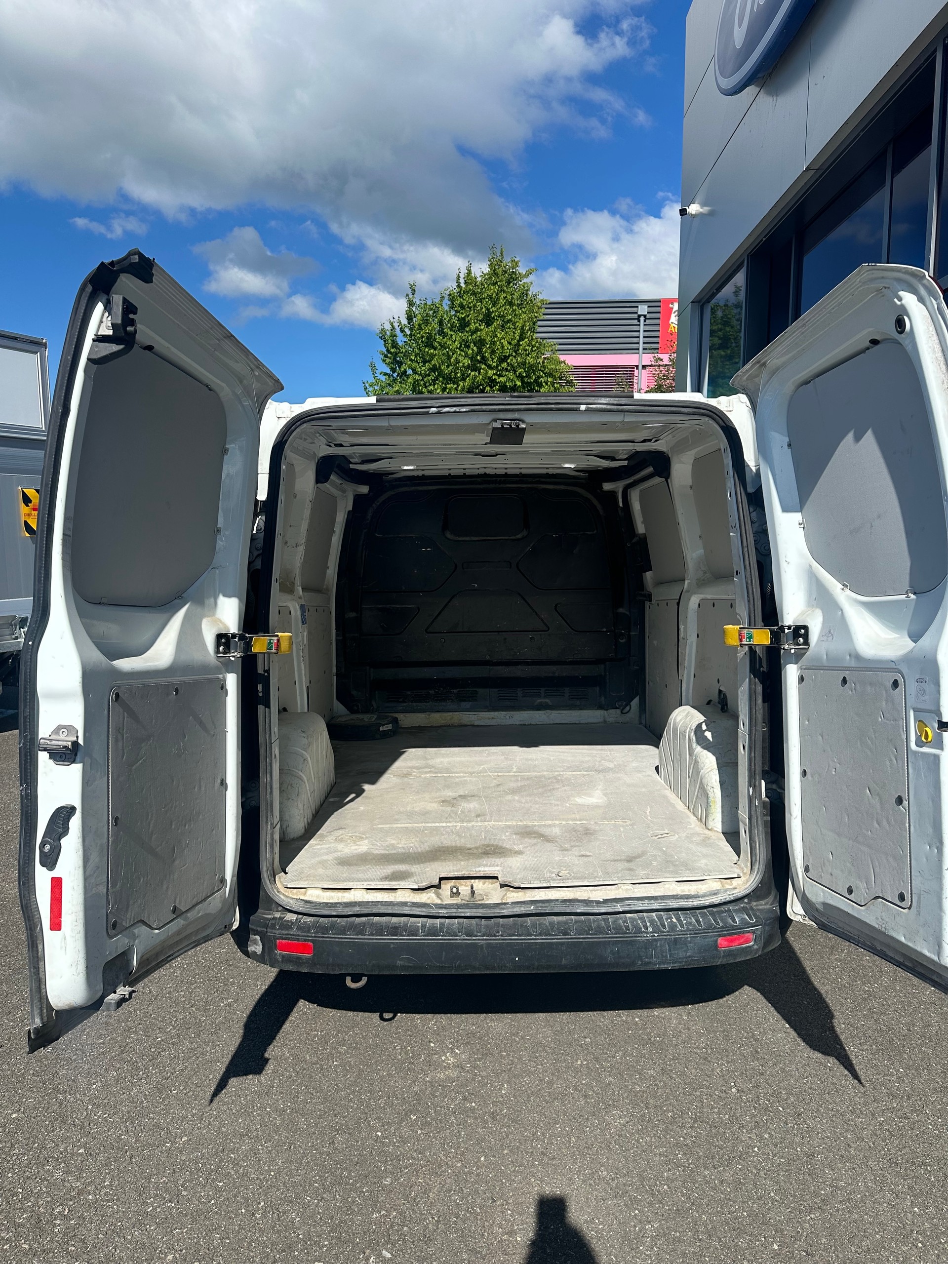 FORD Transit Custom Van 280 L1 2.0 TDCi 105 Basis-image-6