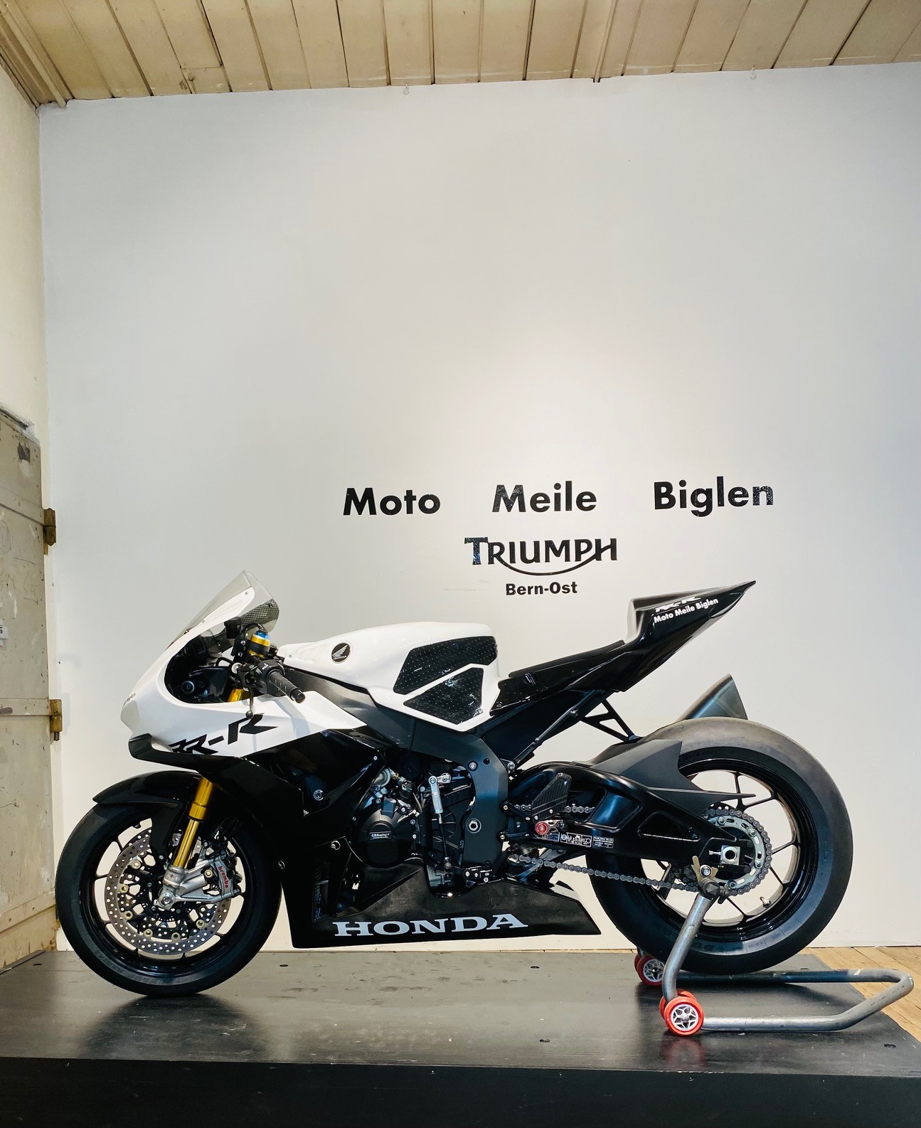 HONDA CBR 1000 RR-R SP-image-5
