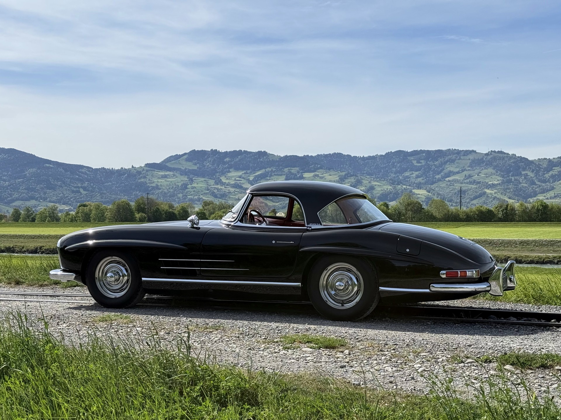 MERCEDES-BENZ 300 SL Roadster-image-30
