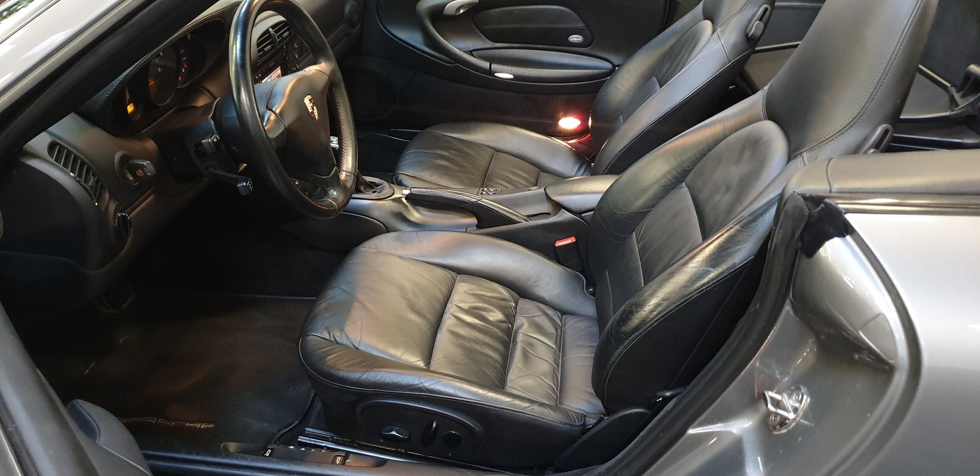 PORSCHE gepflegt mit Hardtop - wegen Kind abzugeben-image-2
