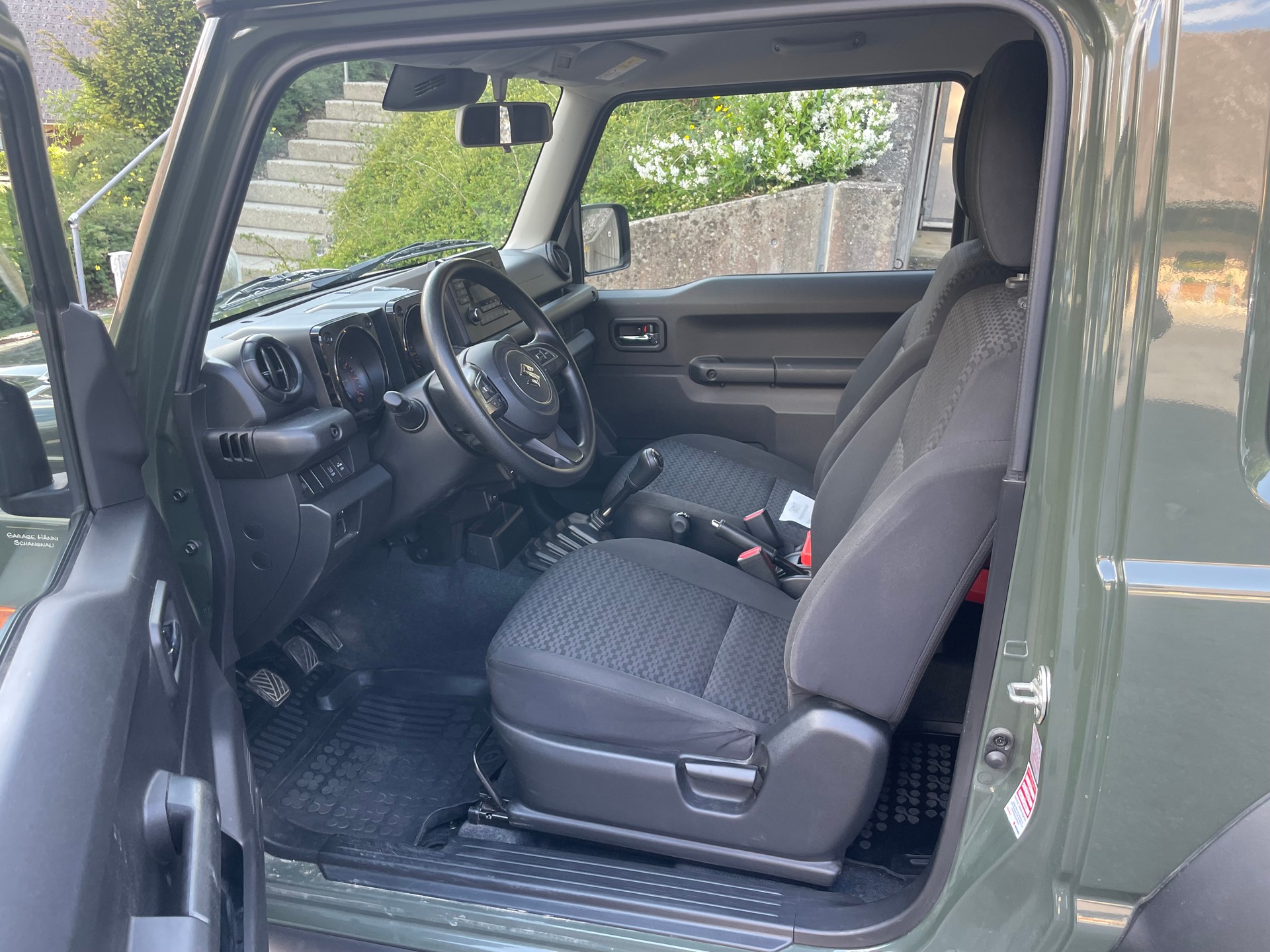 SUZUKI Jimny 1.5 Compact+ 4x4-image-9