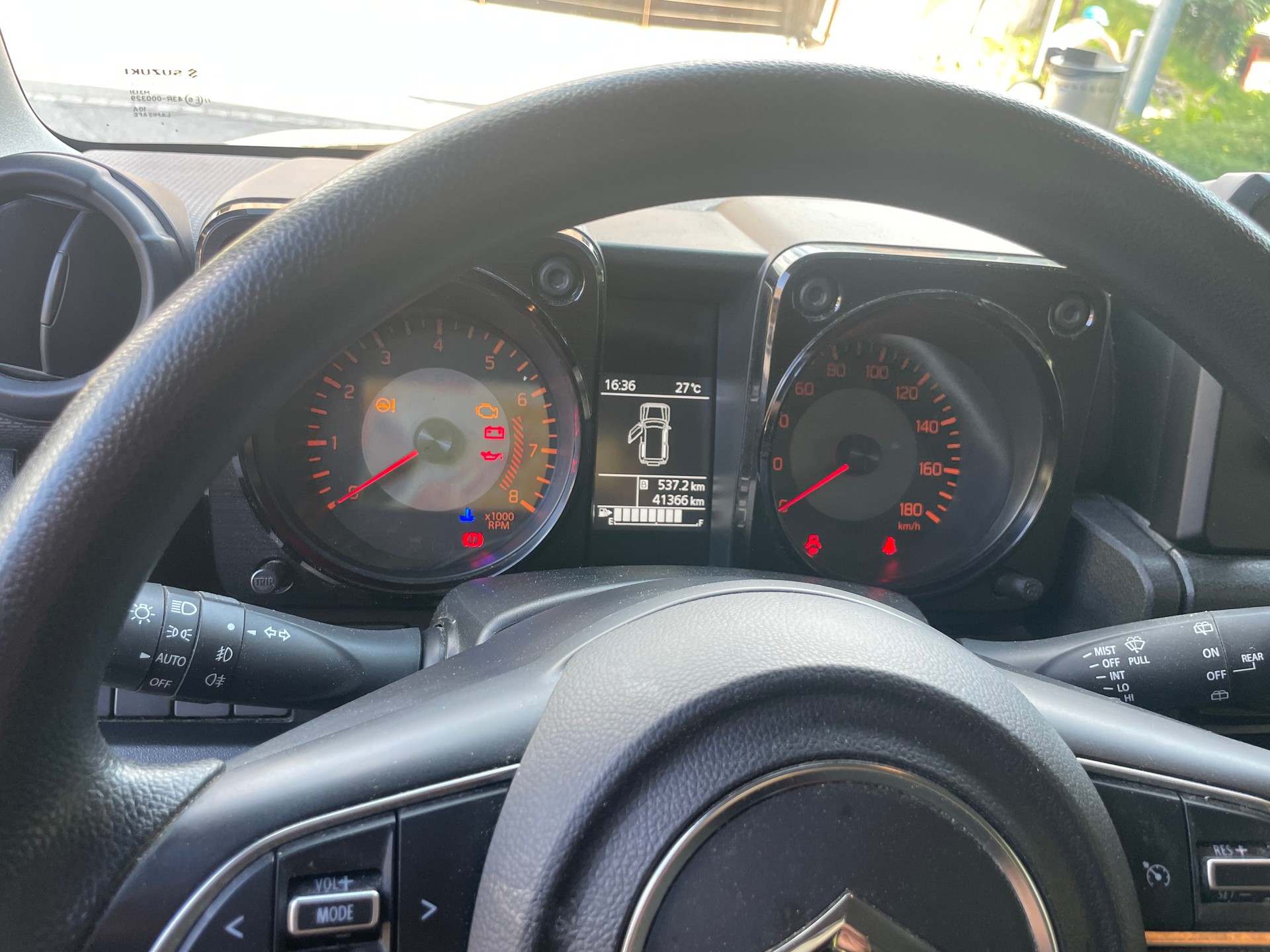 SUZUKI Jimny 1.5 Compact+ 4x4-image-10