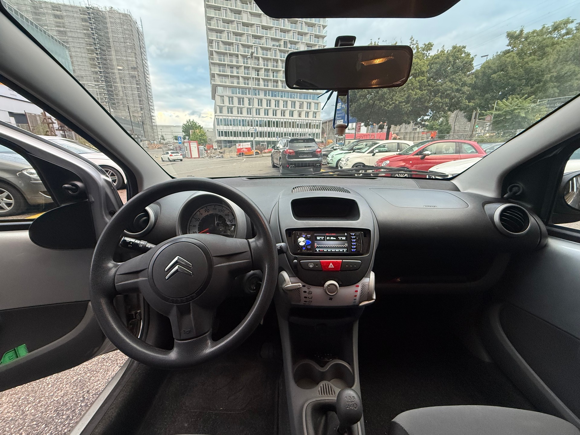 CITROEN C1 1.0i Chic-image-6