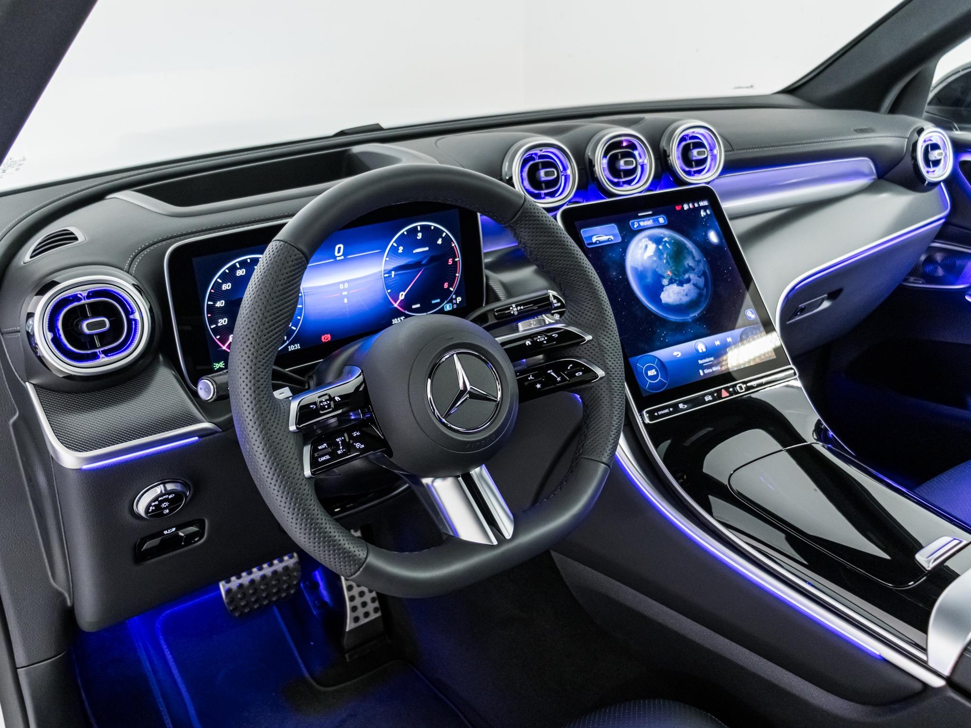 MERCEDES-BENZ GLC 220 d 4MATIC-image-9