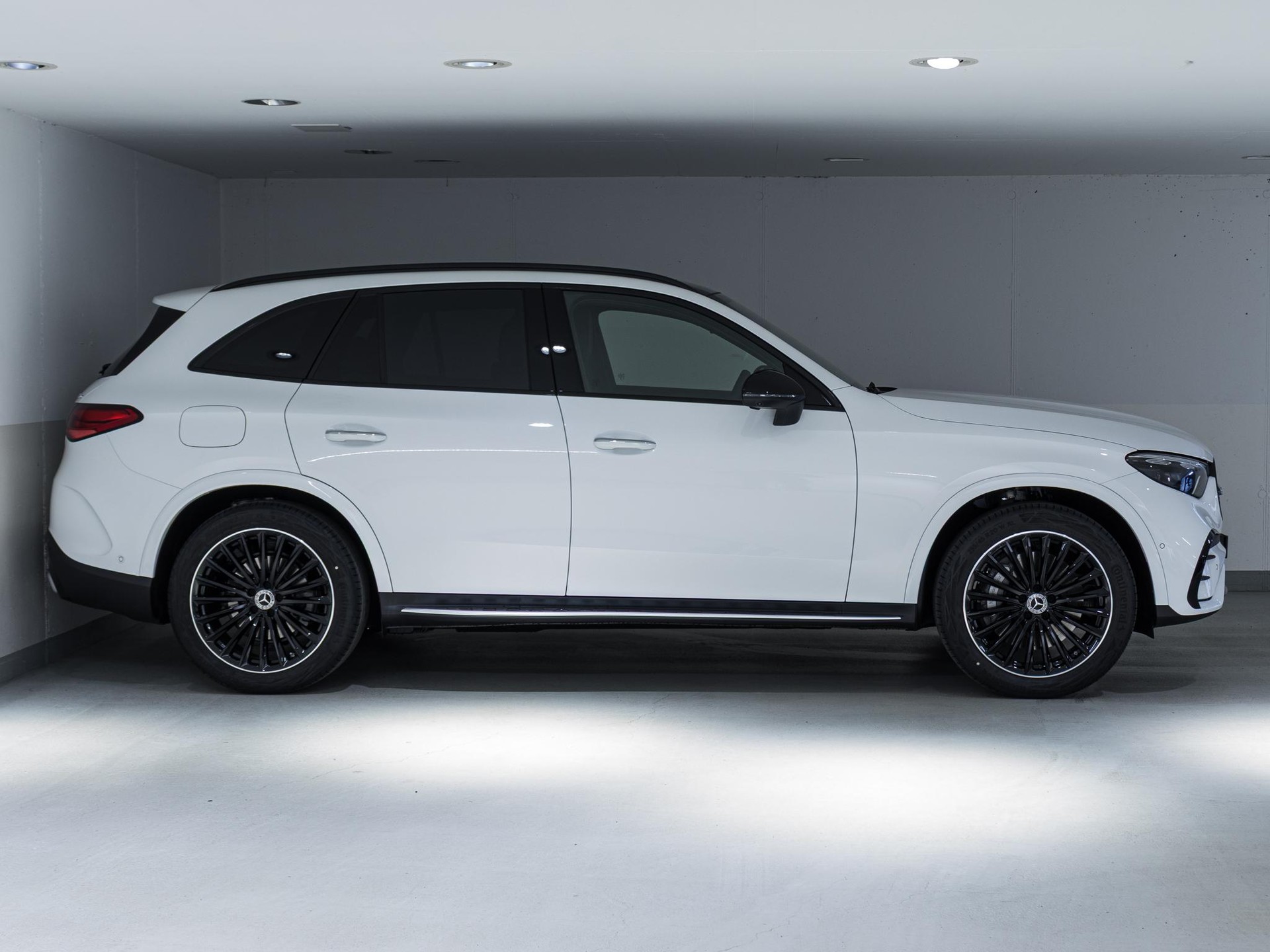 MERCEDES-BENZ GLC 220 d 4MATIC-image-1
