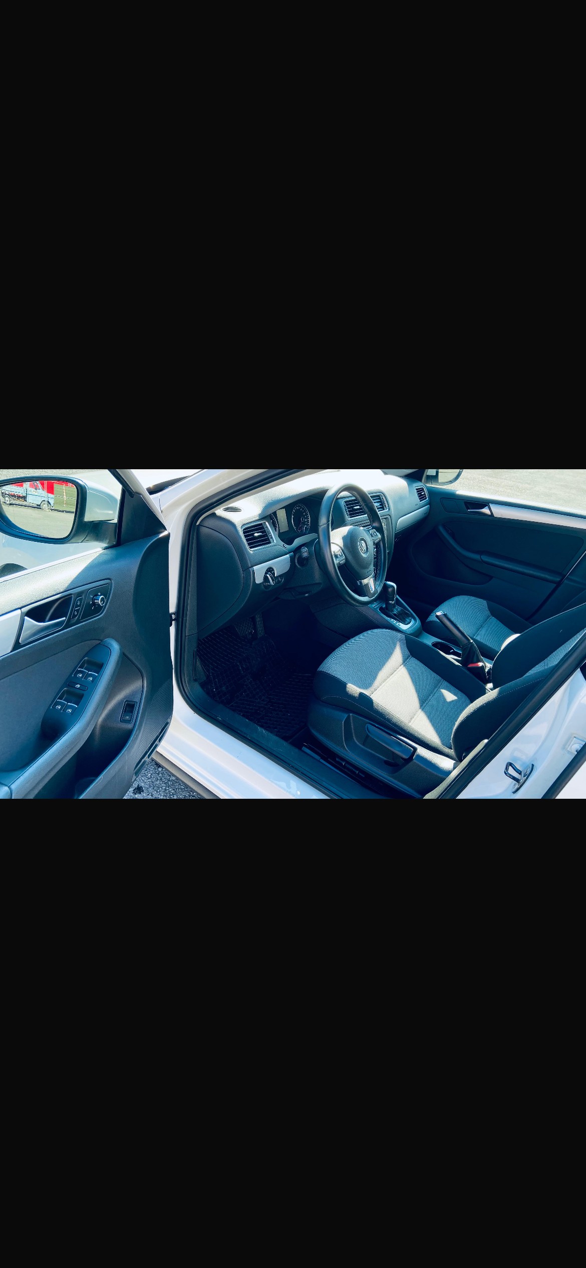 VW Jetta 1.4 TSI Hybrid Comfortline DSG-image-9