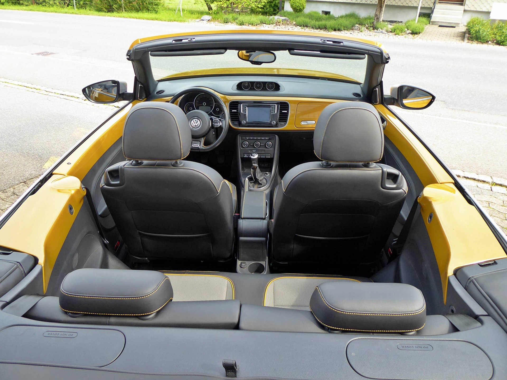 VW Beetle 1.4 TSI BMT Dune-image-6