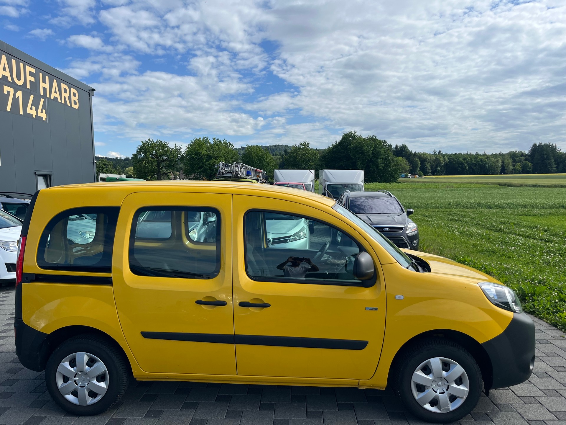RENAULT Kangoo Z.E. 33 R60 Access-image-2