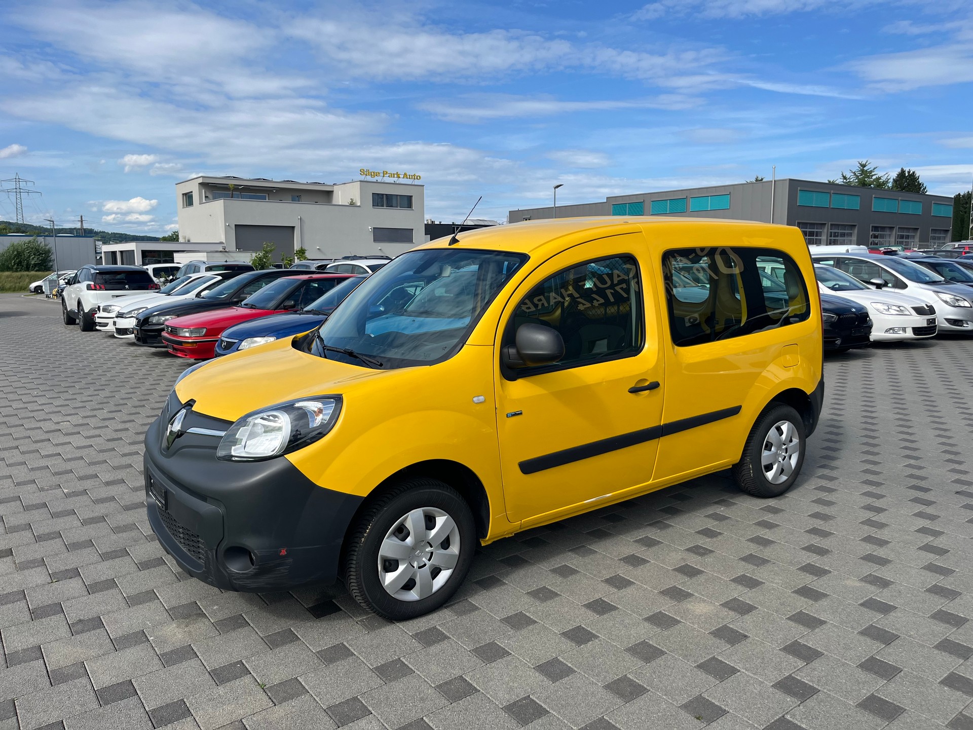 RENAULT Kangoo Z.E. 33 R60 Access-image-3