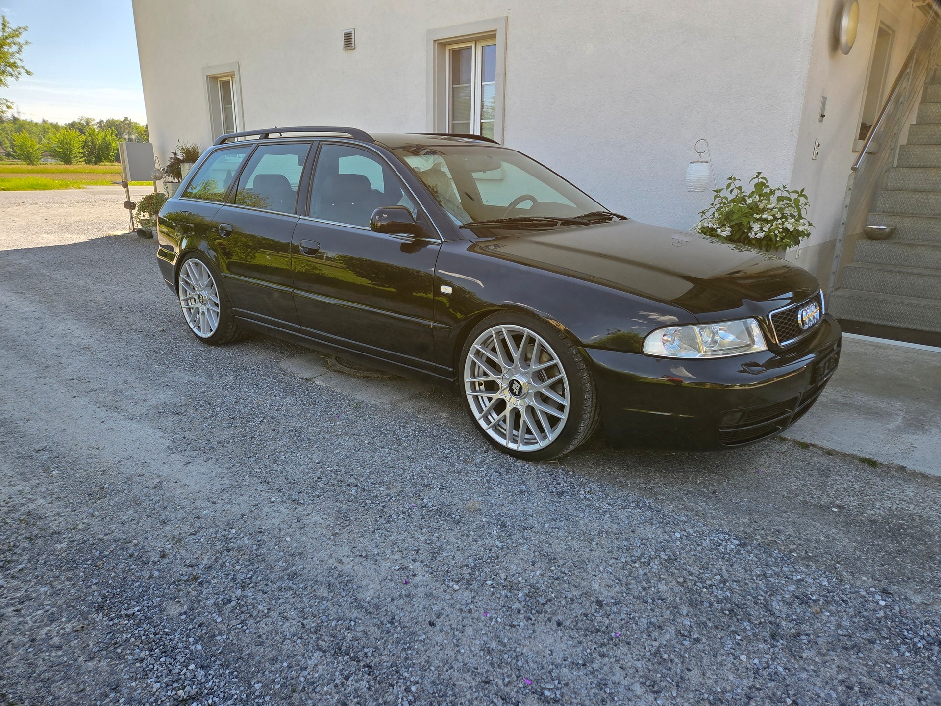 AUDI 2.7 V6 Biturbo quattro-image-0