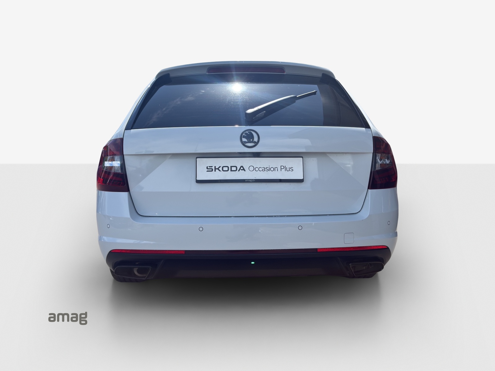 SKODA Octavia Combi 2.0 TDI RS 4x4 DSG-image-3
