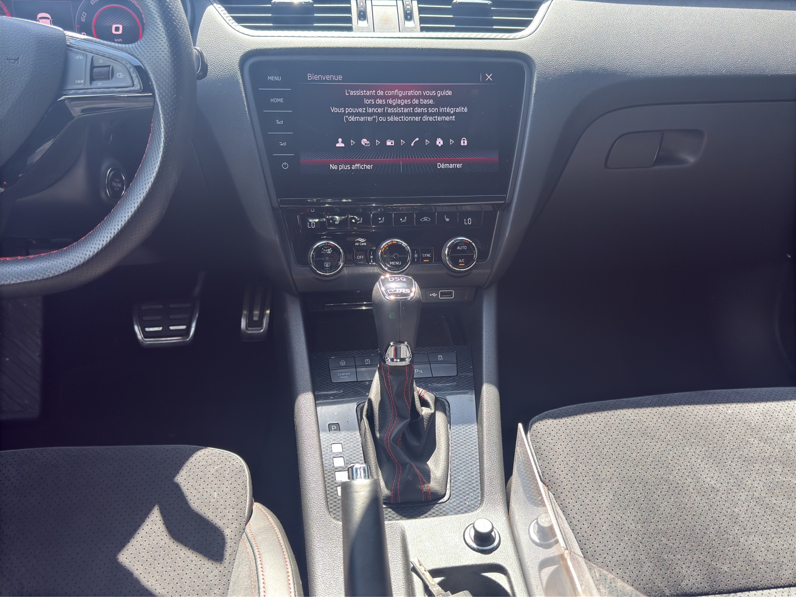 SKODA Octavia Combi 2.0 TDI RS 4x4 DSG-image-10