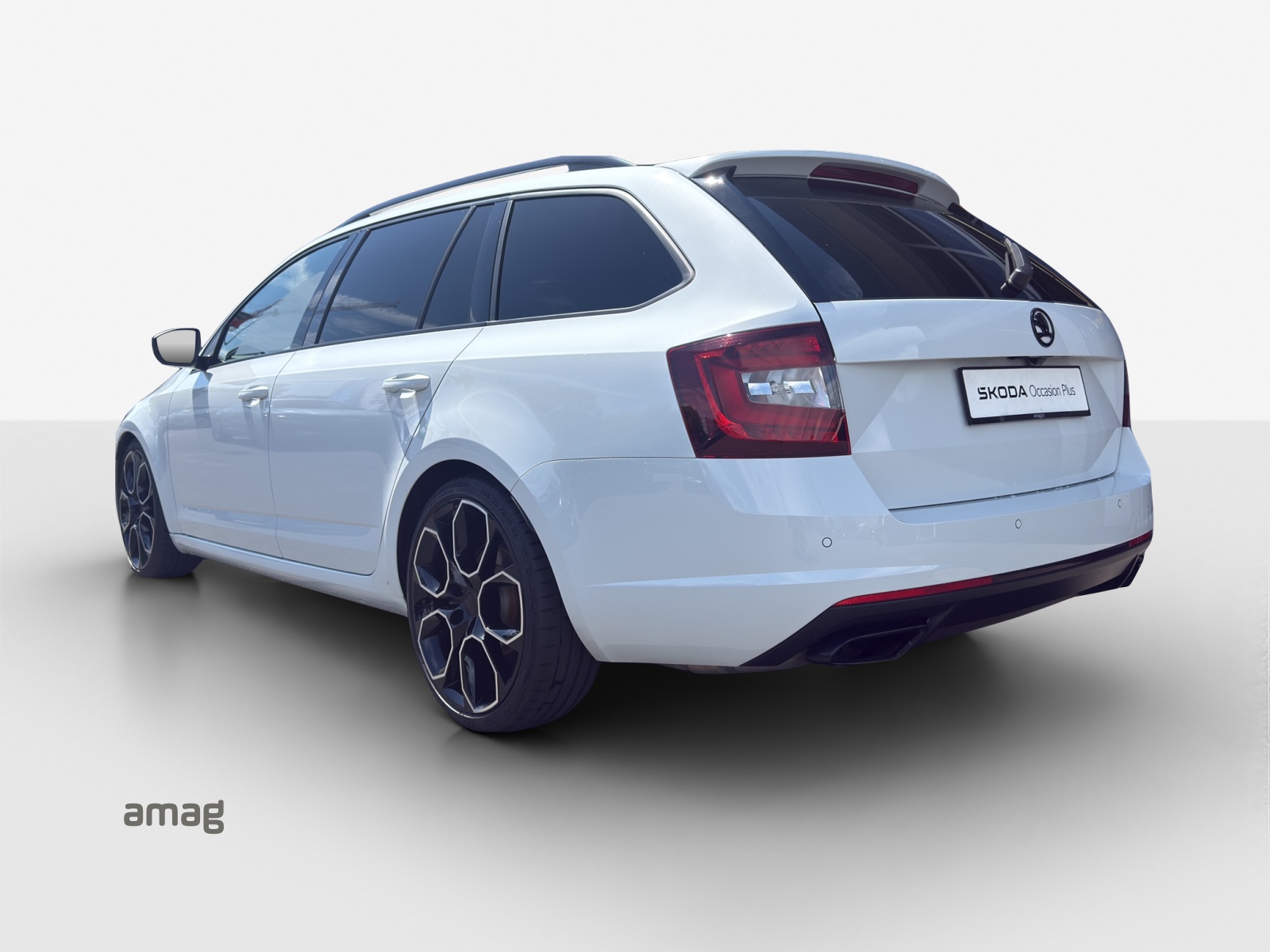 SKODA Octavia Combi 2.0 TDI RS 4x4 DSG-image-2