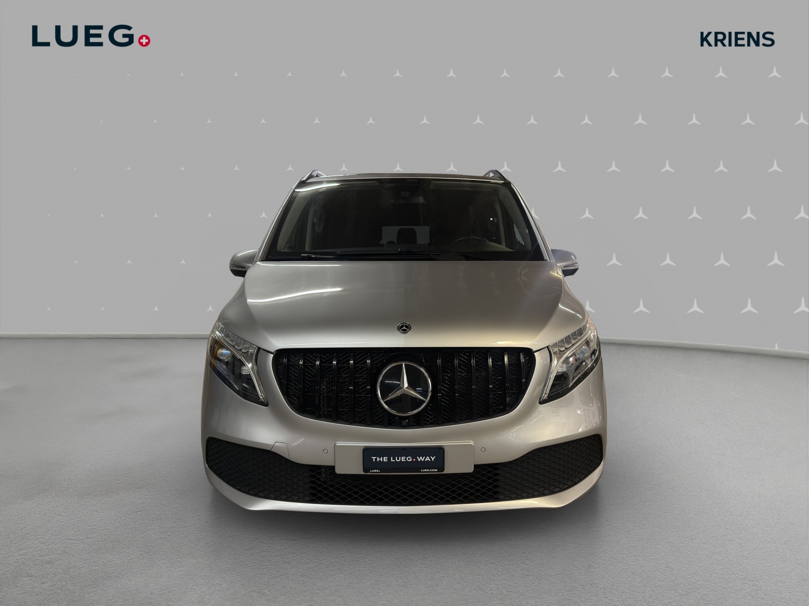 MERCEDES-BENZ V 250 d lang 4M / Sport / AHK 2500 kg / 360 Grad Kamera-image-5