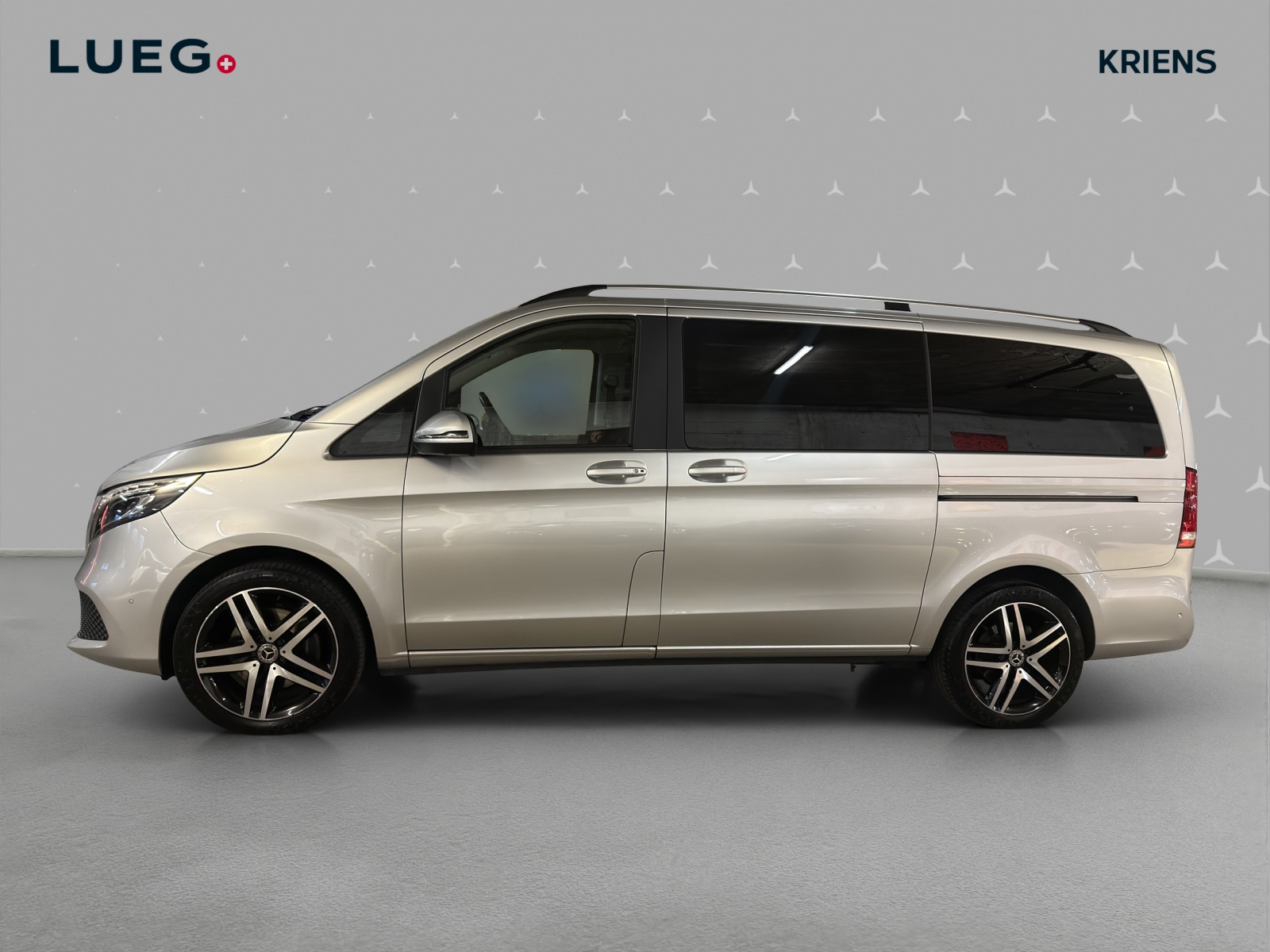 MERCEDES-BENZ V 250 d lang 4M / Sport / AHK 2500 kg / 360 Grad Kamera-image-1
