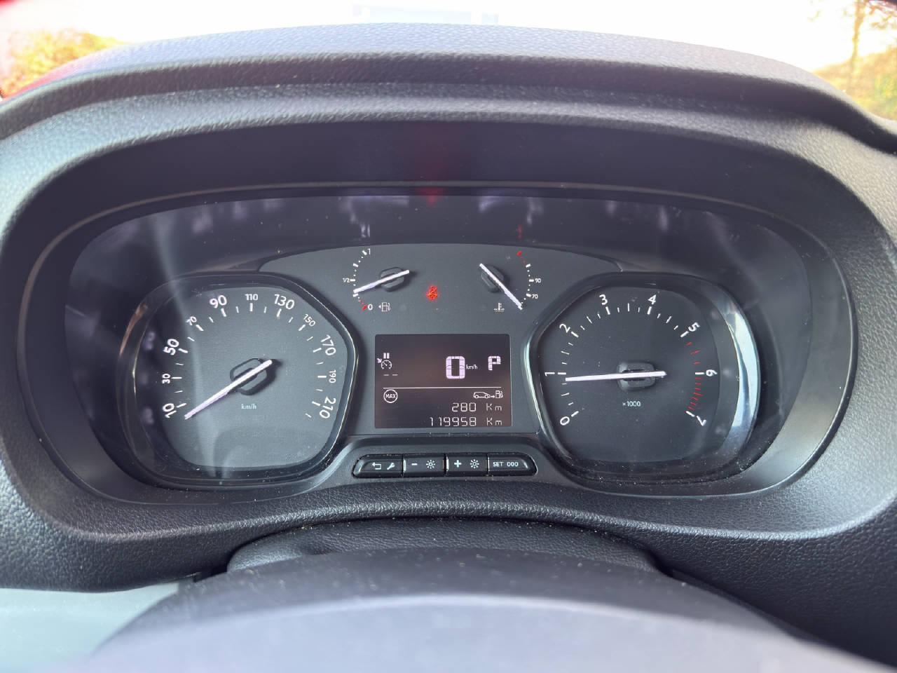 PEUGEOT Expert Kaw. Standard 2.0 BlueHDi 140 Premium S/S-image-5