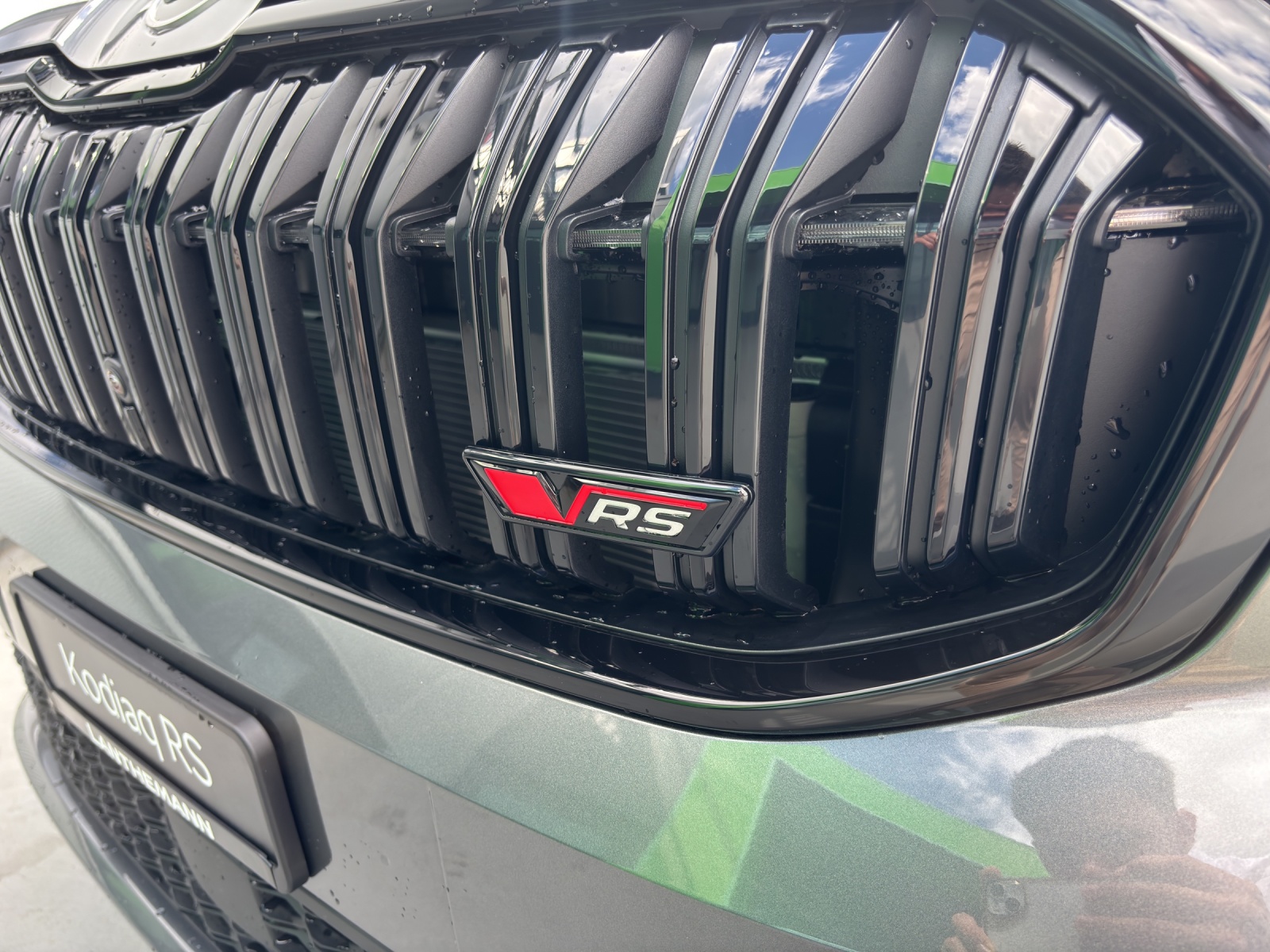 SKODA Kodiaq 2.0 TSI RS 4x4-image-12
