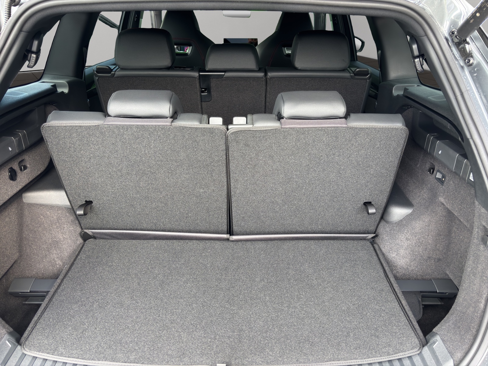SKODA Kodiaq 2.0 TSI RS 4x4-image-15