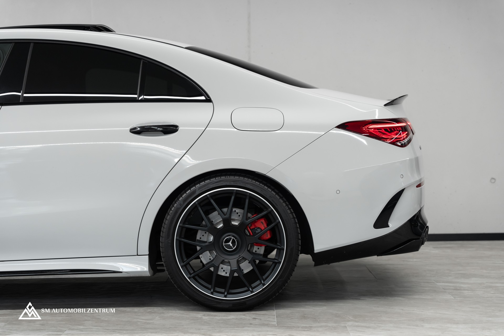 MERCEDES-BENZ CLA 45 AMG 4matic+ / Aero / Panorama / Head-Up / Burmester-image-6