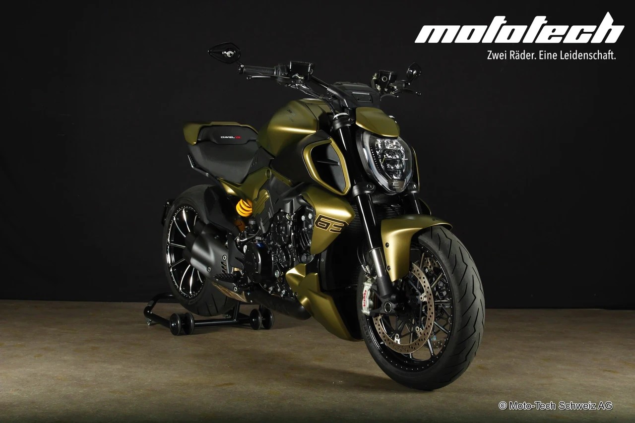 DUCATI Diavel V4