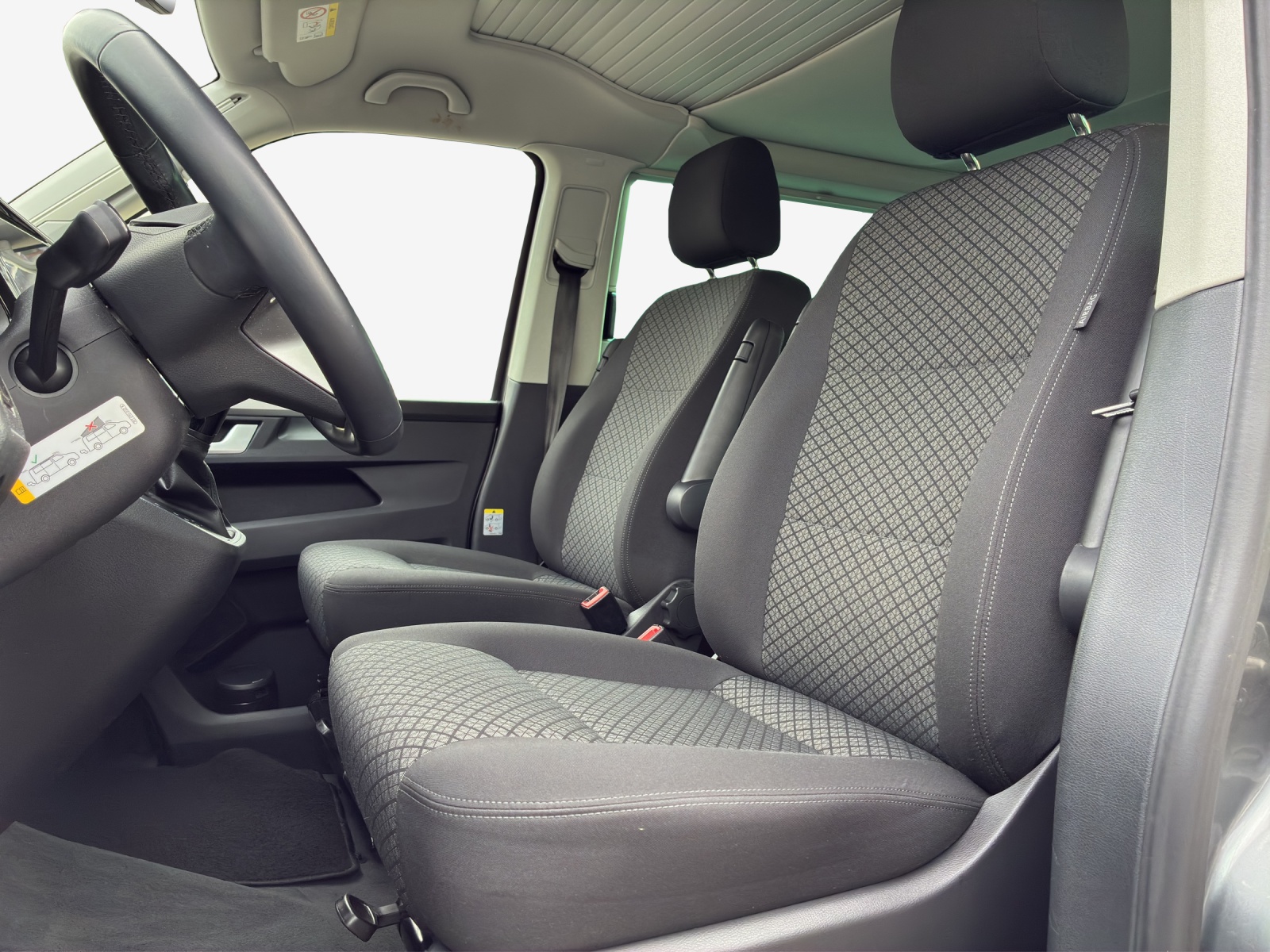 VW T6.1 California 2.0 TDI Beach Edition Liberty DSG-image-7