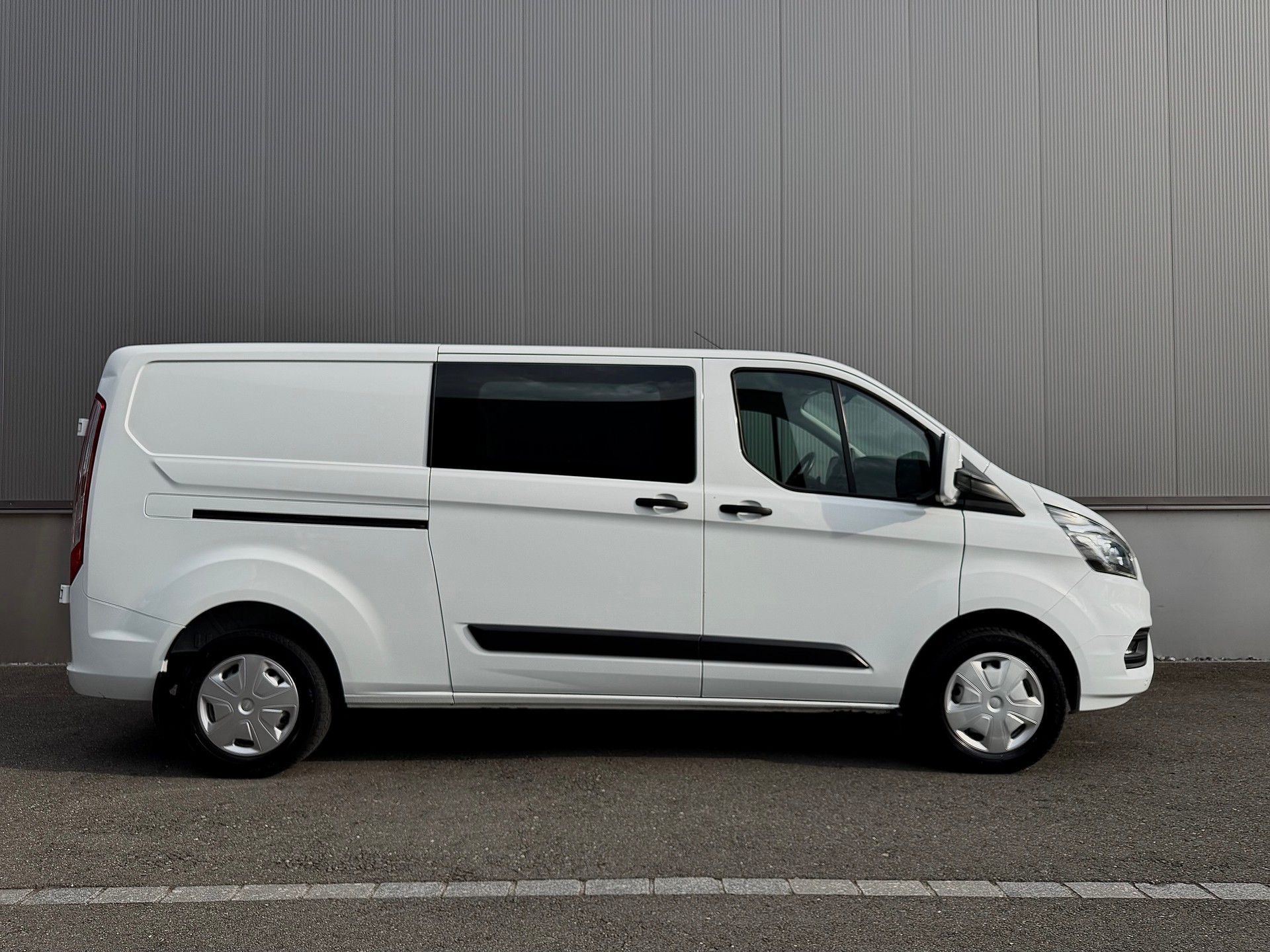 FORD 2.0 TDCi 130 Trend-image-1