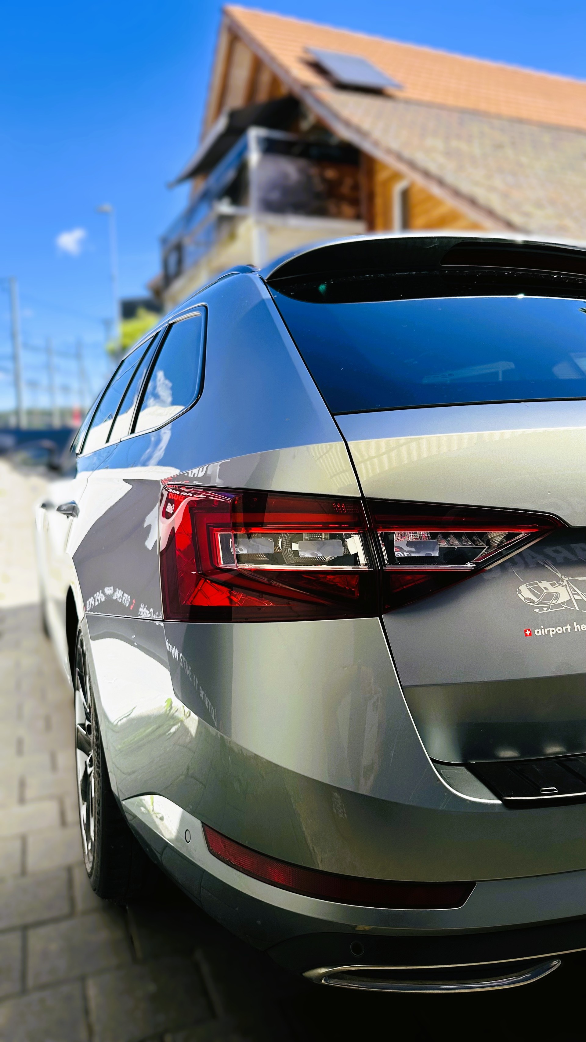 SKODA Superb Combi 2.0 TDi SportLine+ 4x4 DSG-image-7