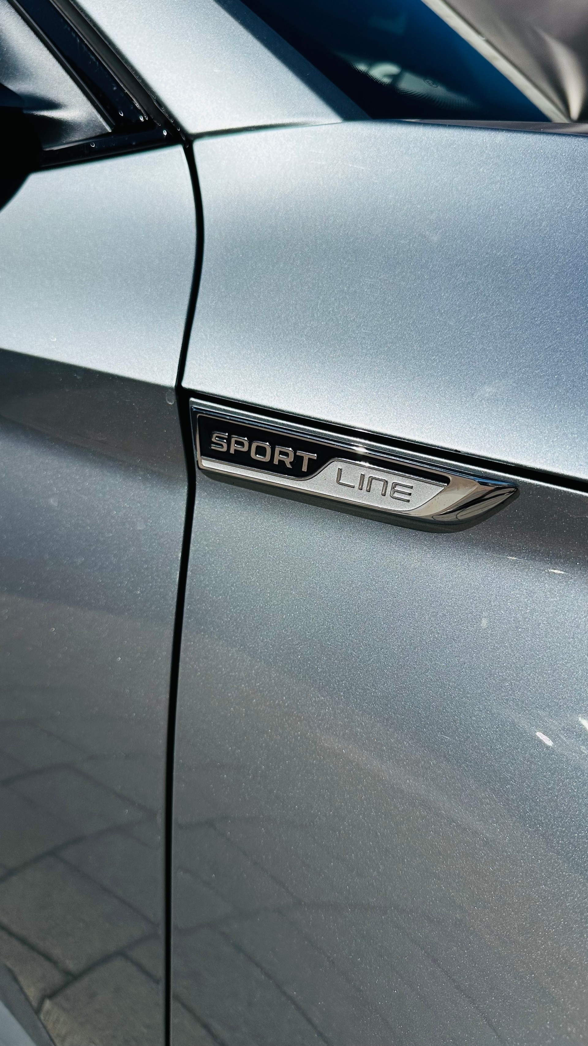 SKODA Superb Combi 2.0 TDi SportLine+ 4x4 DSG-image-9