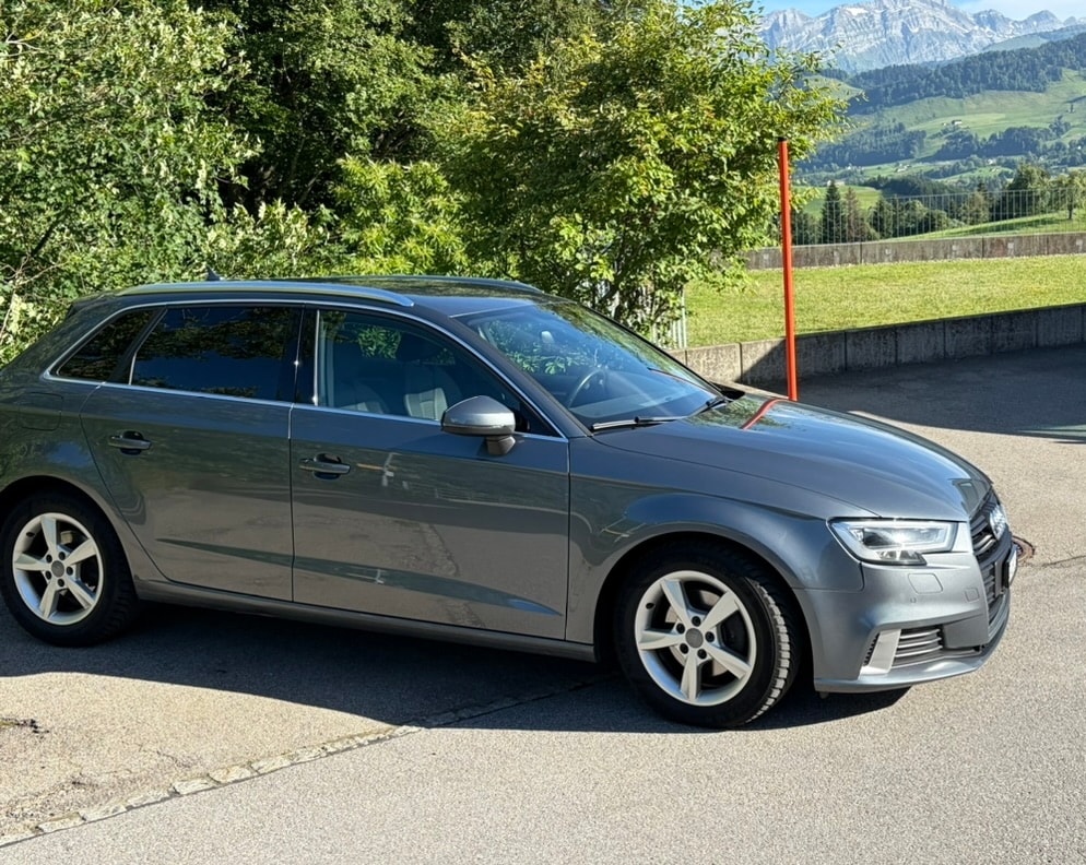 AUDI Sportback-image-2