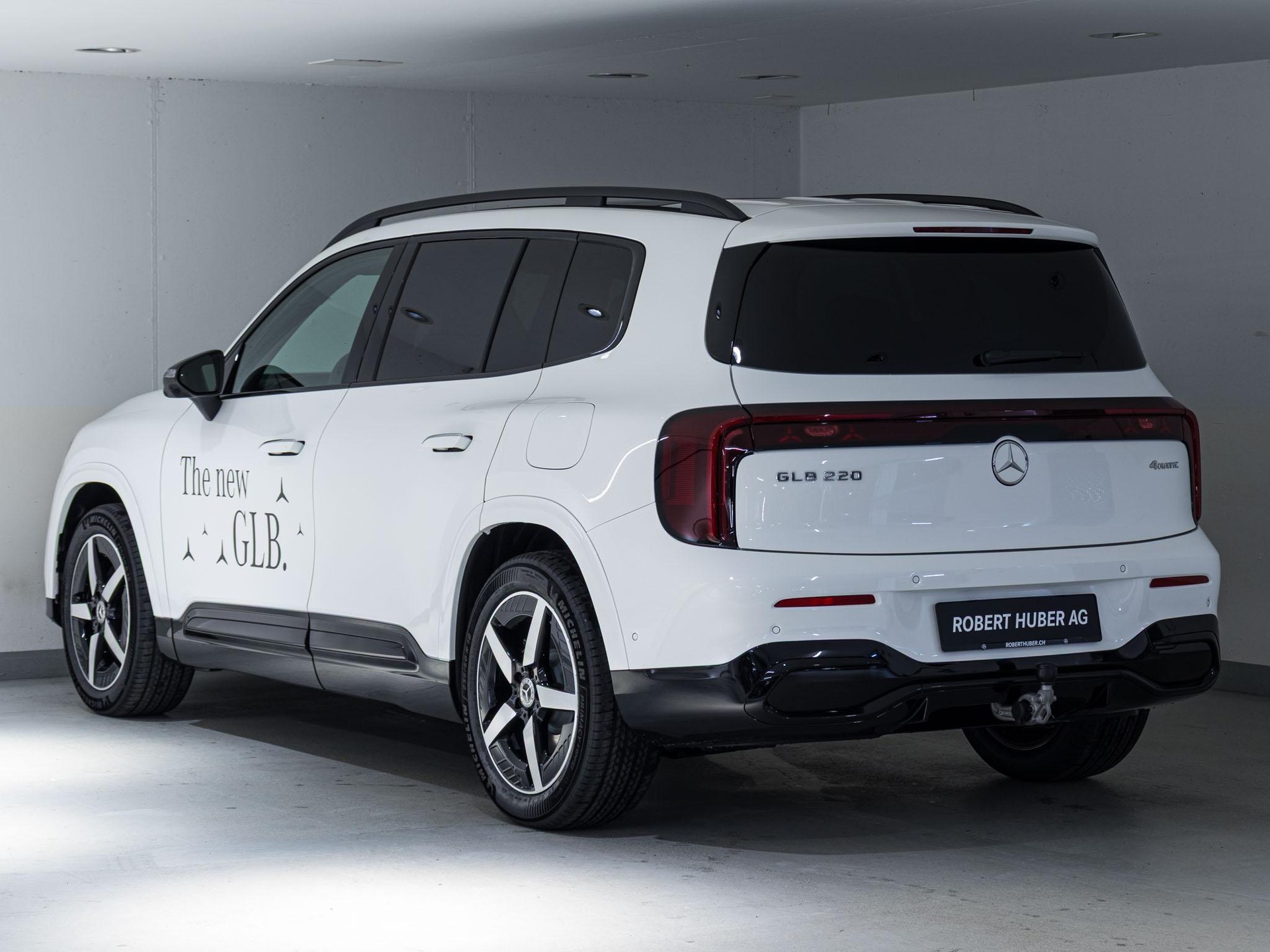 MERCEDES-BENZ GLB 220 4MATIC-image-3