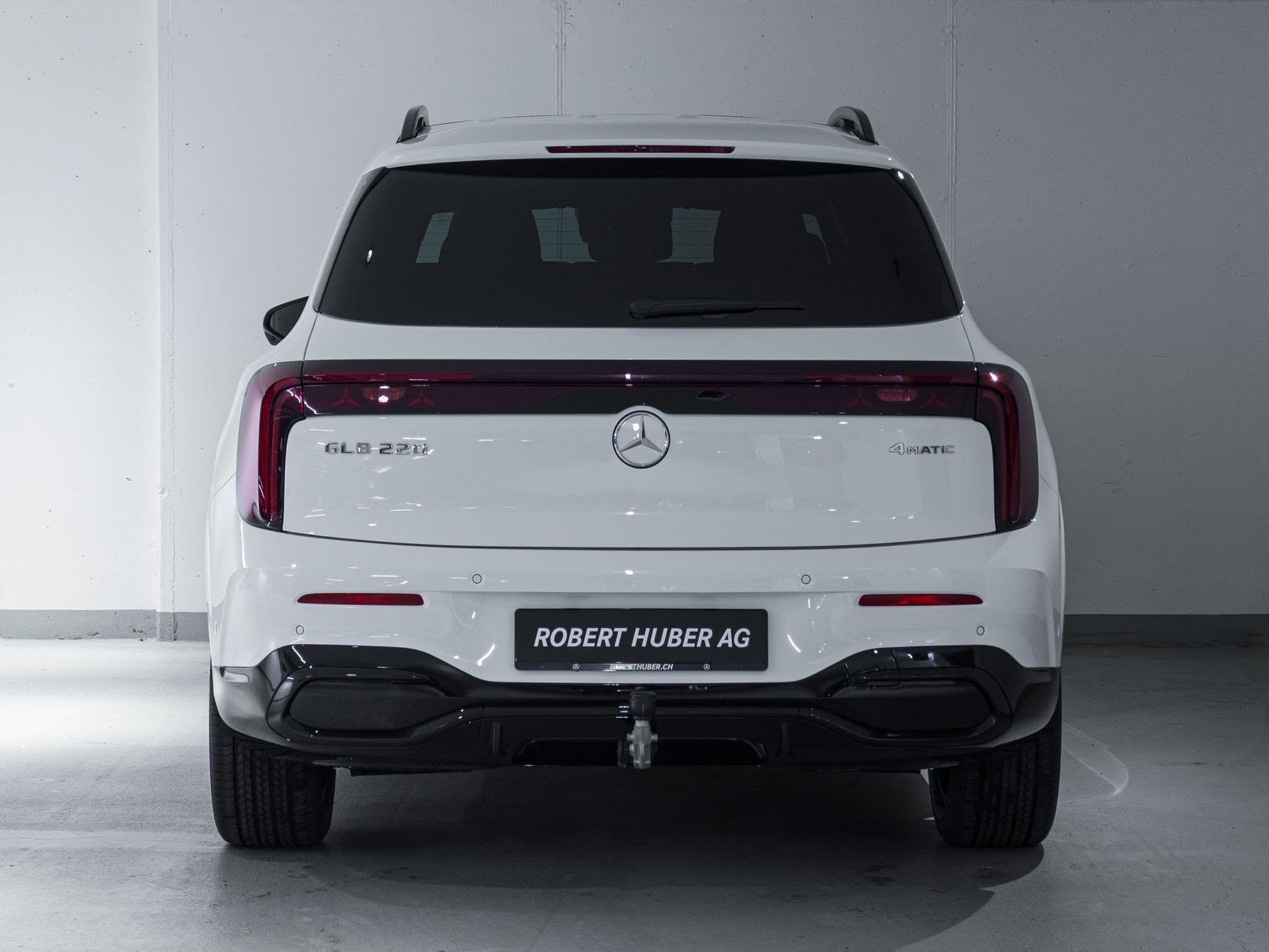 MERCEDES-BENZ GLB 220 4MATIC-image-5