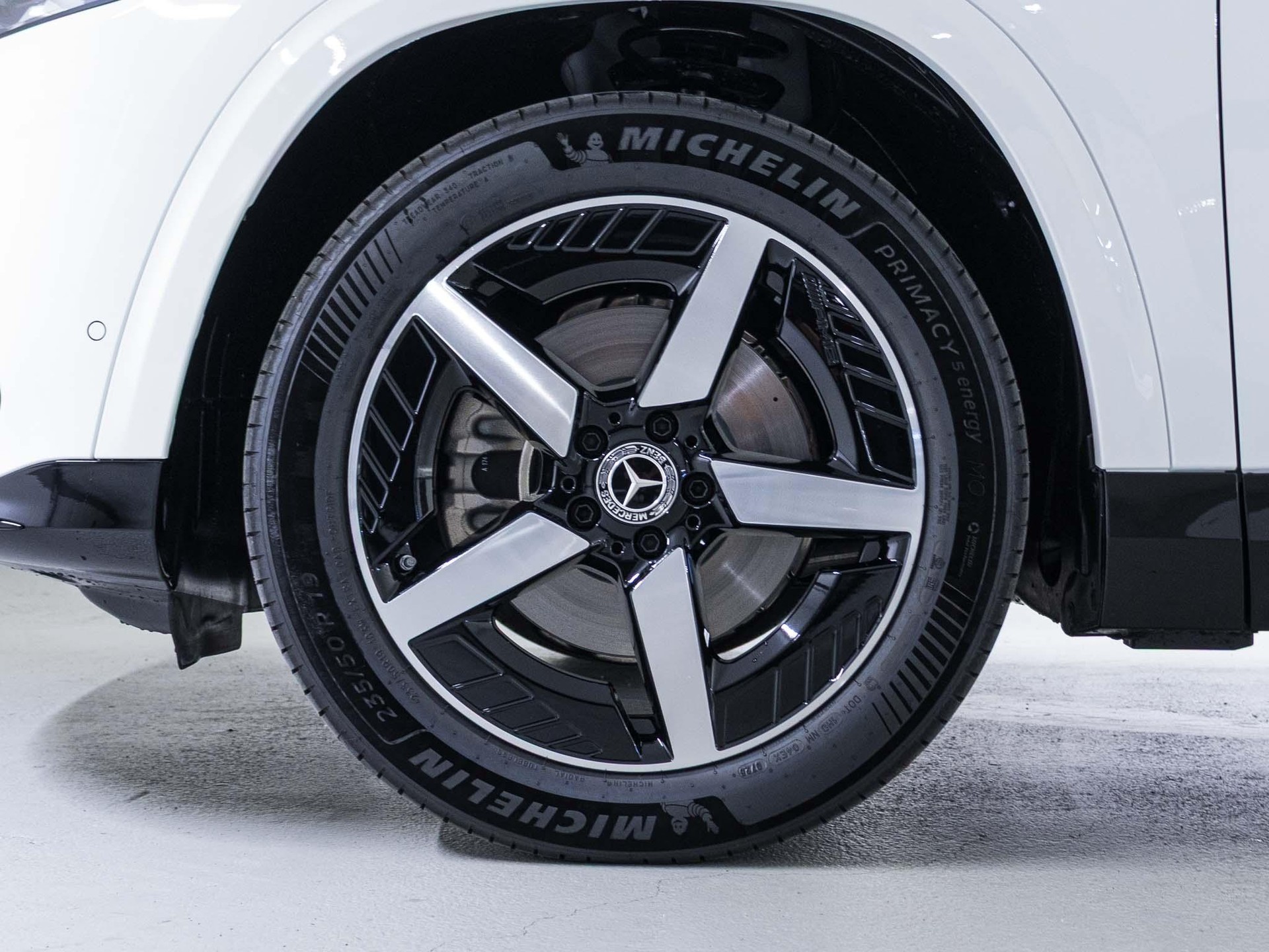 MERCEDES-BENZ GLB 220 4MATIC-image-14