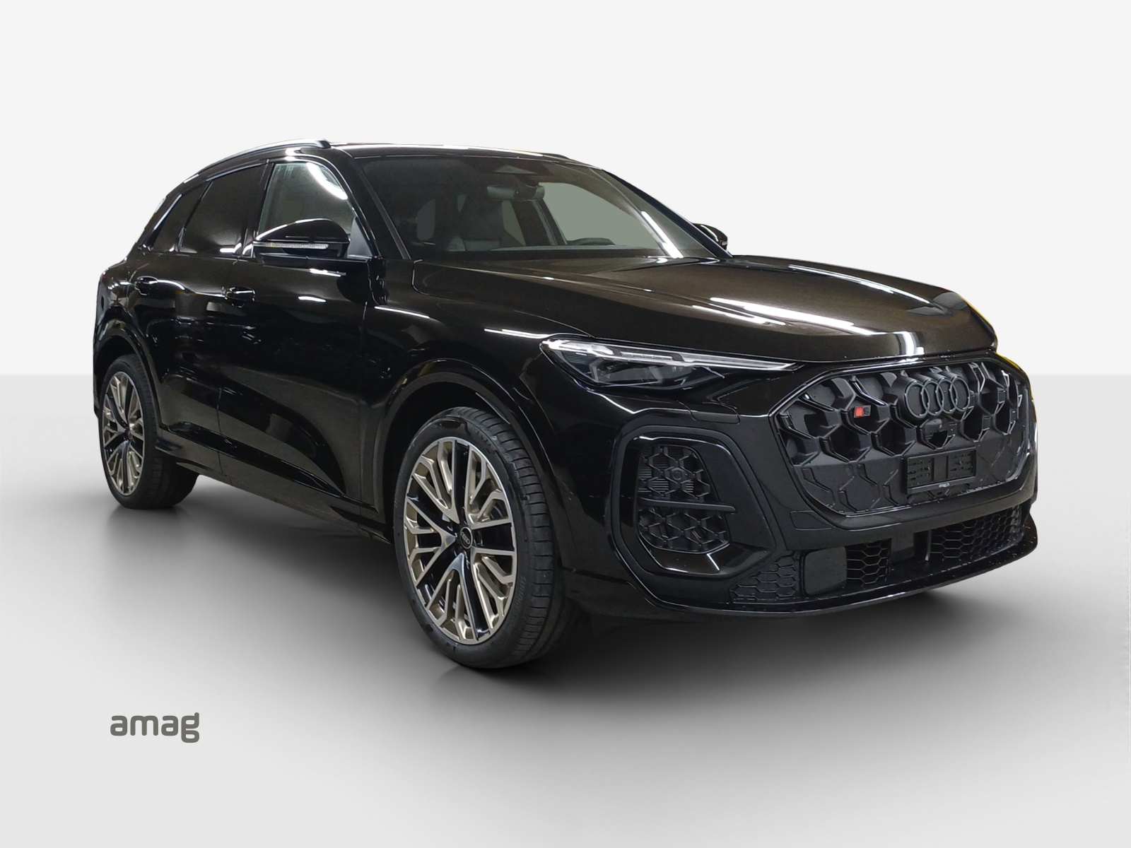 AUDI SQ5 TFSI quattro S-tronic-image-5