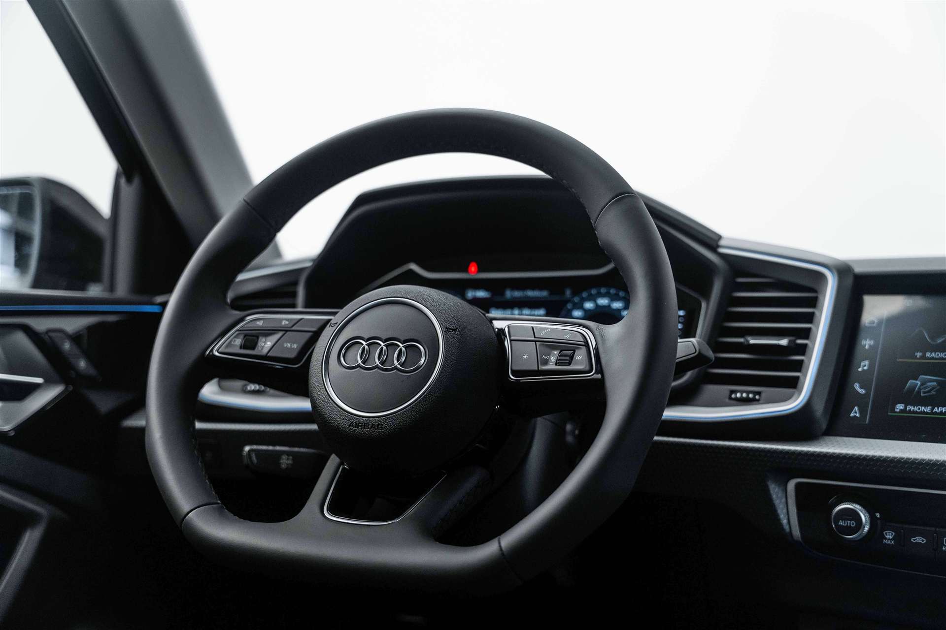 AUDI A1 Sportback 30 TFSi S-Line S-Tronic Automat-image-9