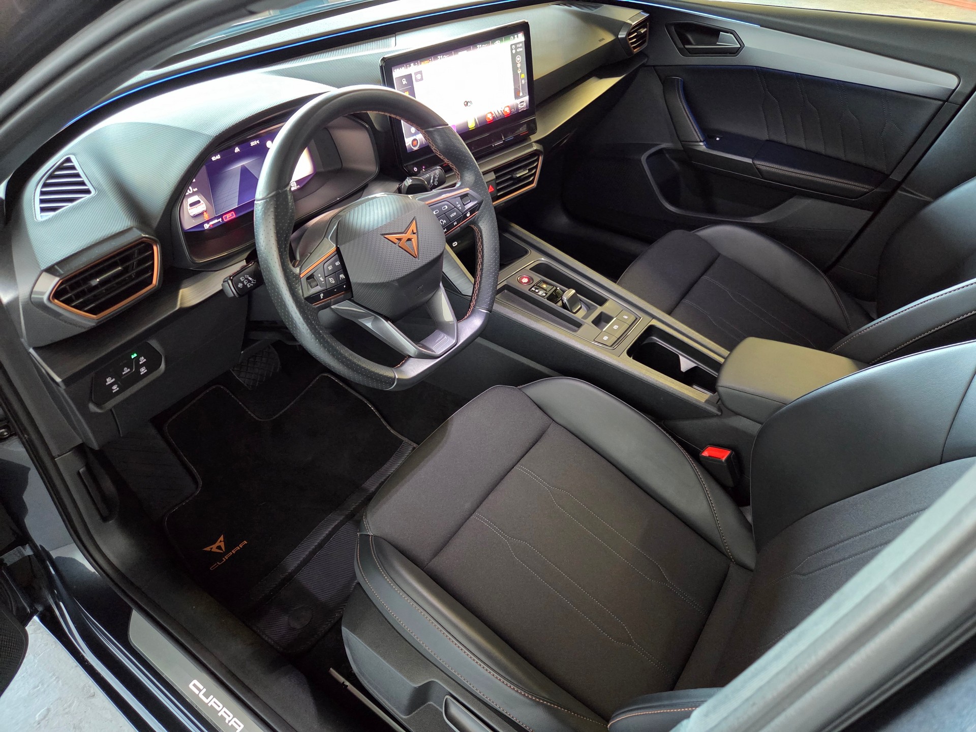 CUPRA Leon 1.5 eTSI DSG-image-3